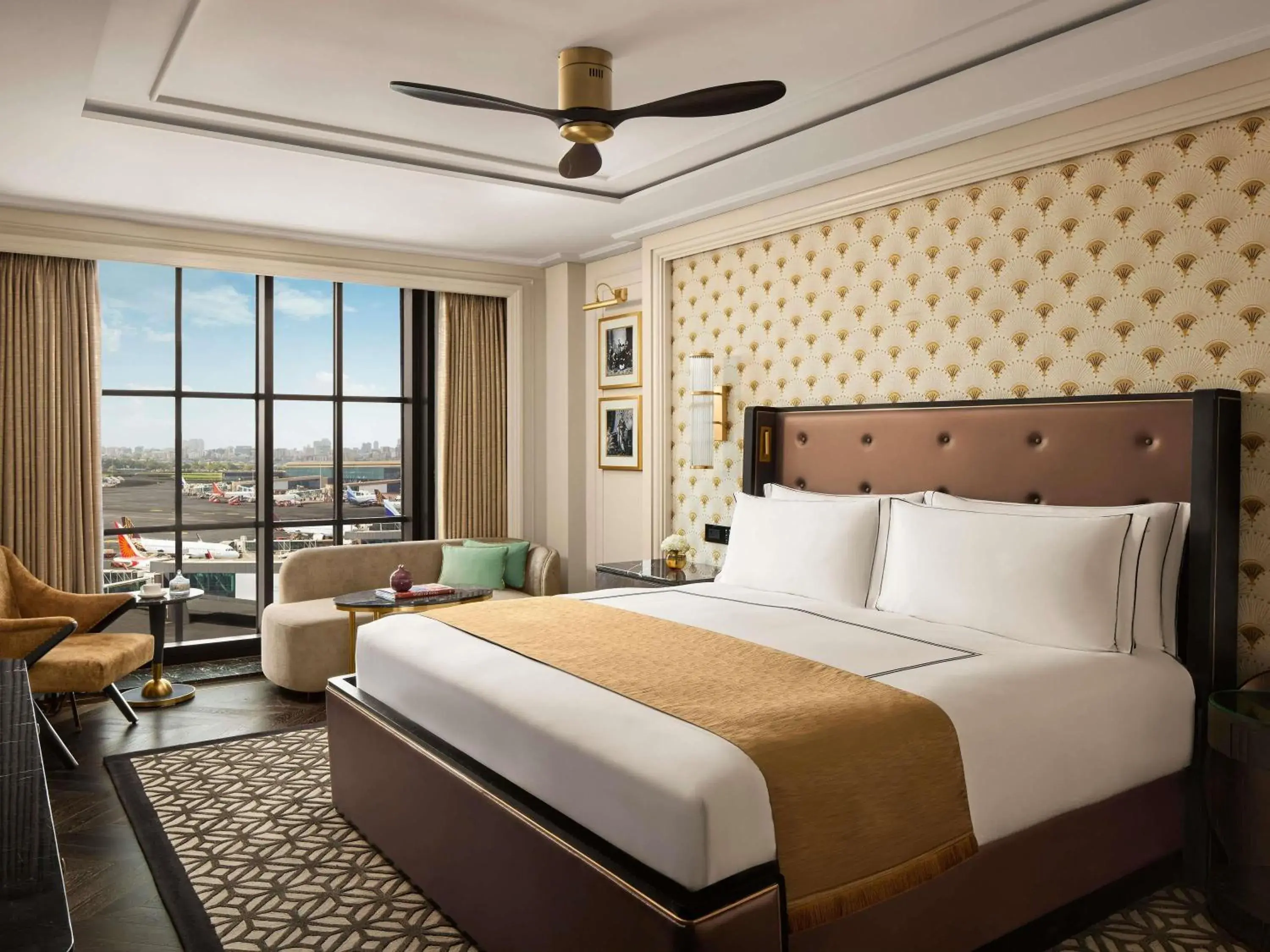 Property building, Bed in Fairmont Mumbai Property building, Bed in Fairmont Mumbai