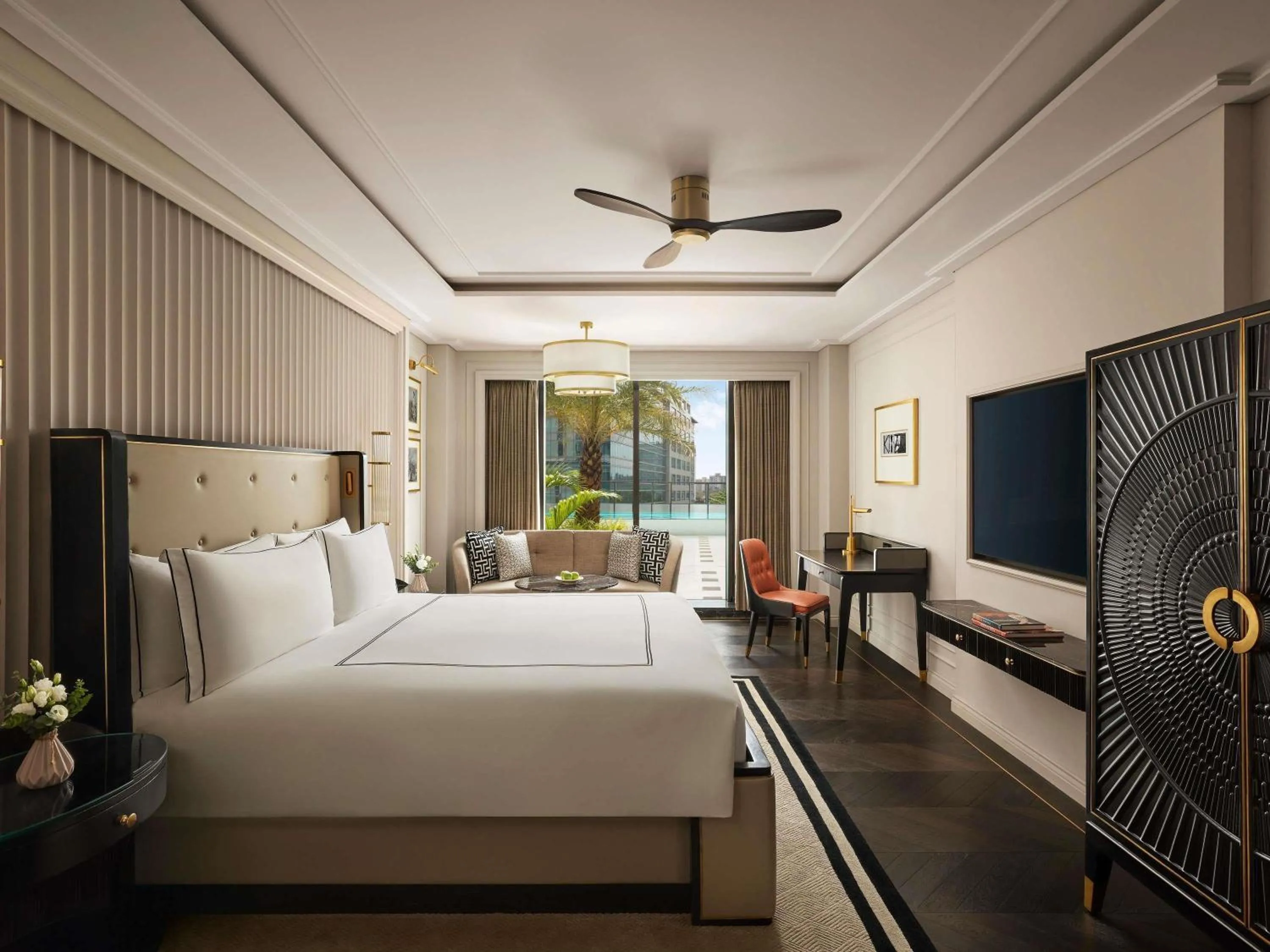 Bedroom, Bed in Fairmont Mumbai