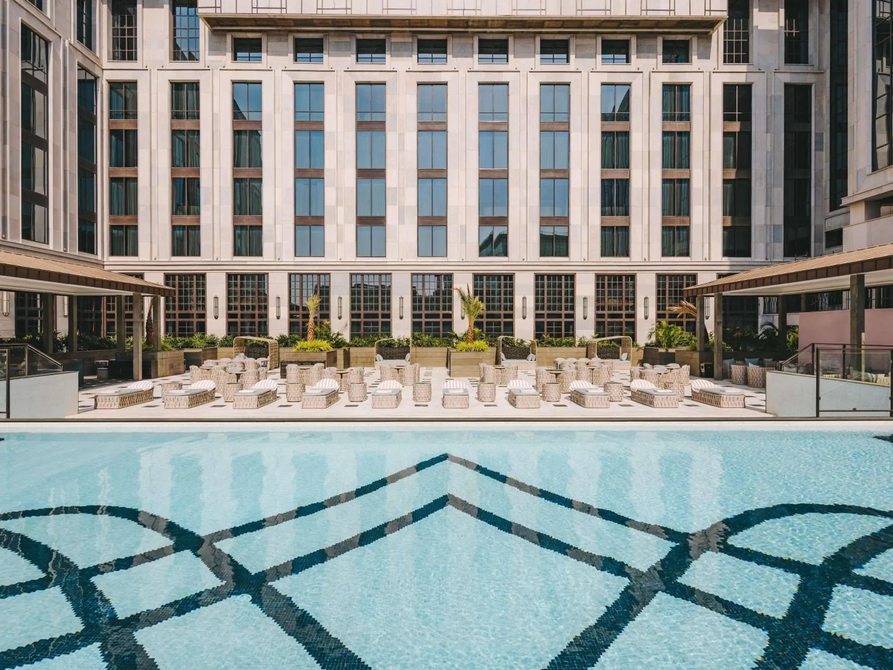 Pool view in Fairmont Mumbai Pool view in Fairmont Mumbai