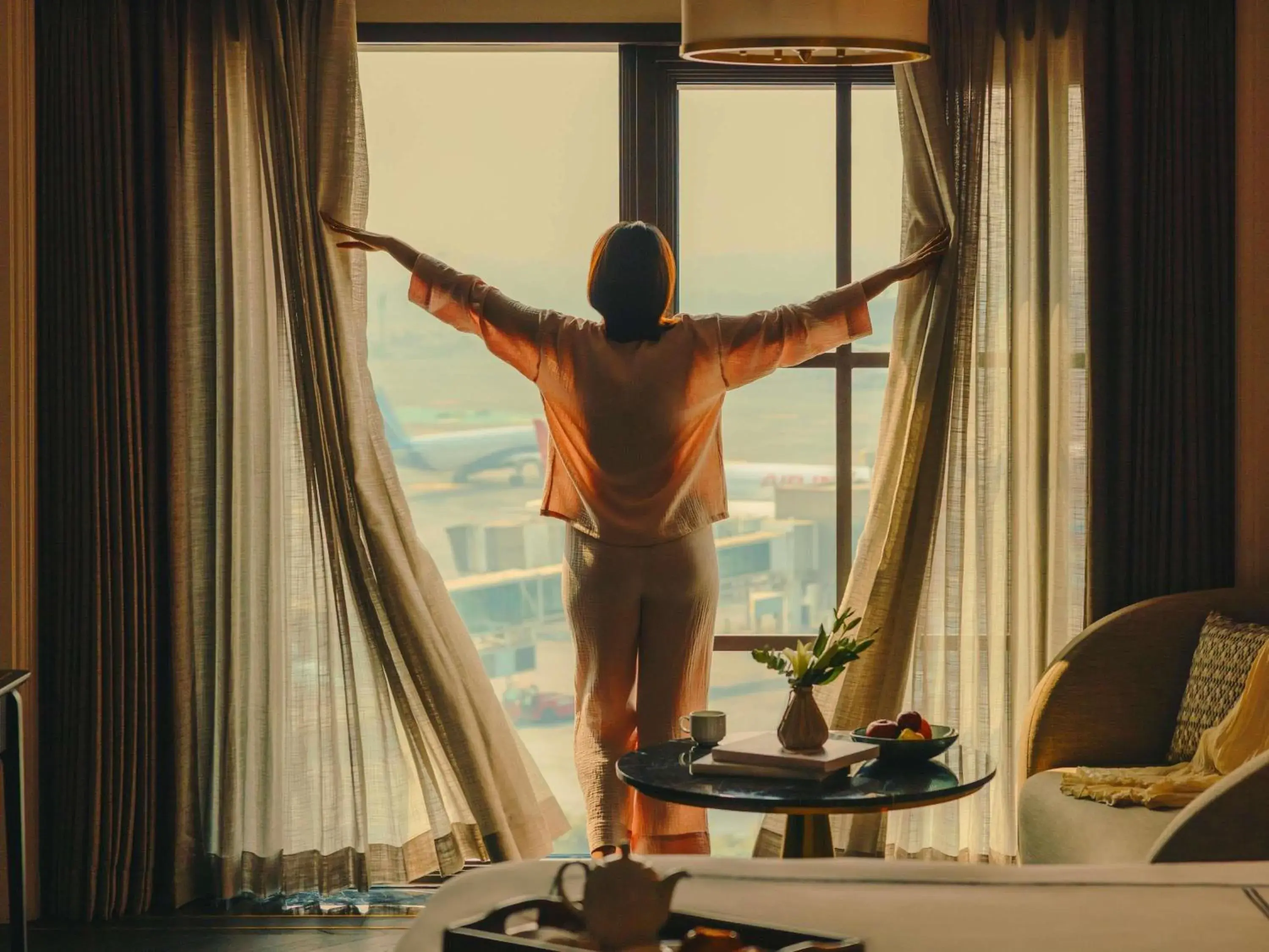 Fairmont King Room with Airport View in Fairmont Mumbai Fairmont King Room with Airport View in Fairmont Mumbai