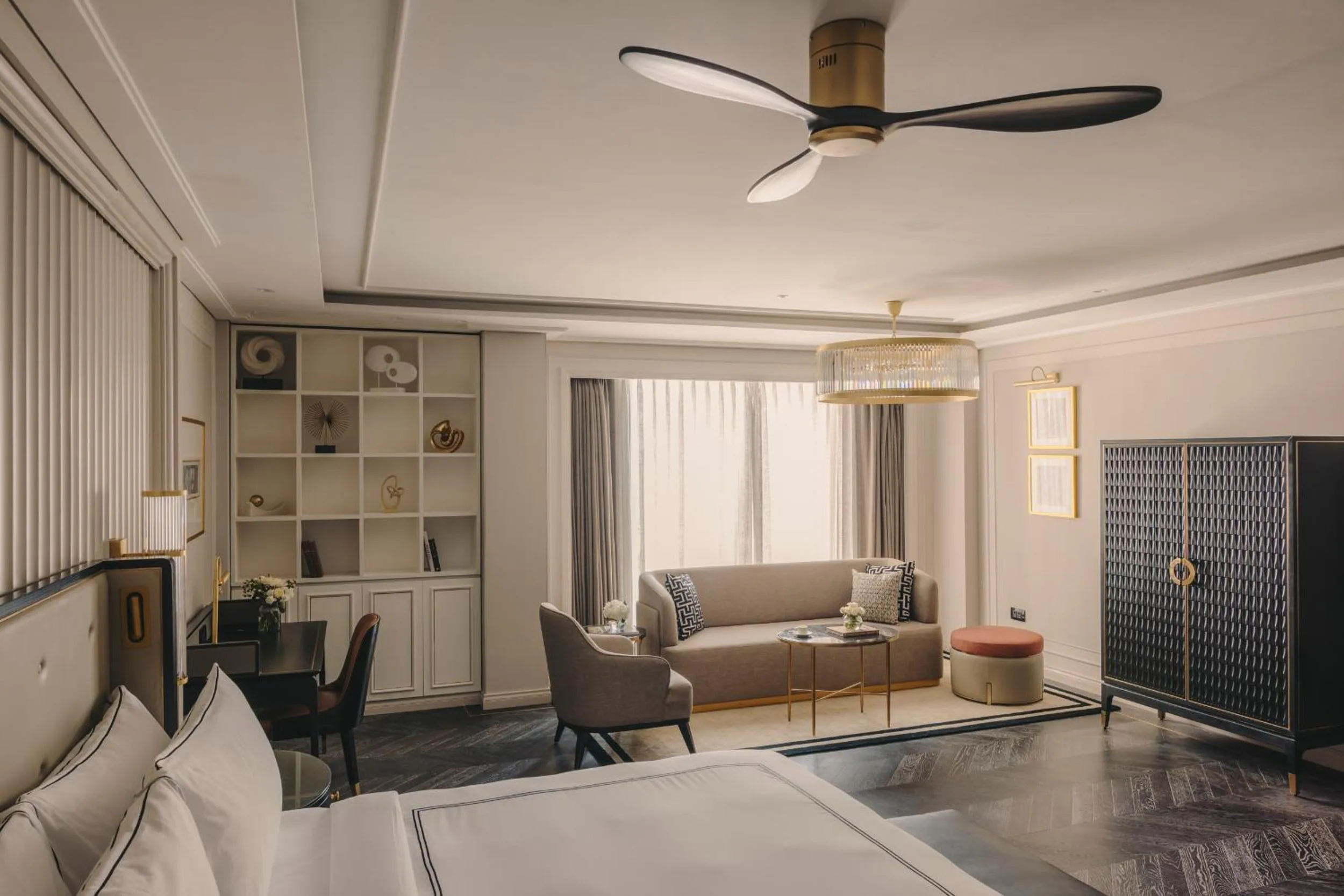 Living room, Bed in Fairmont Mumbai