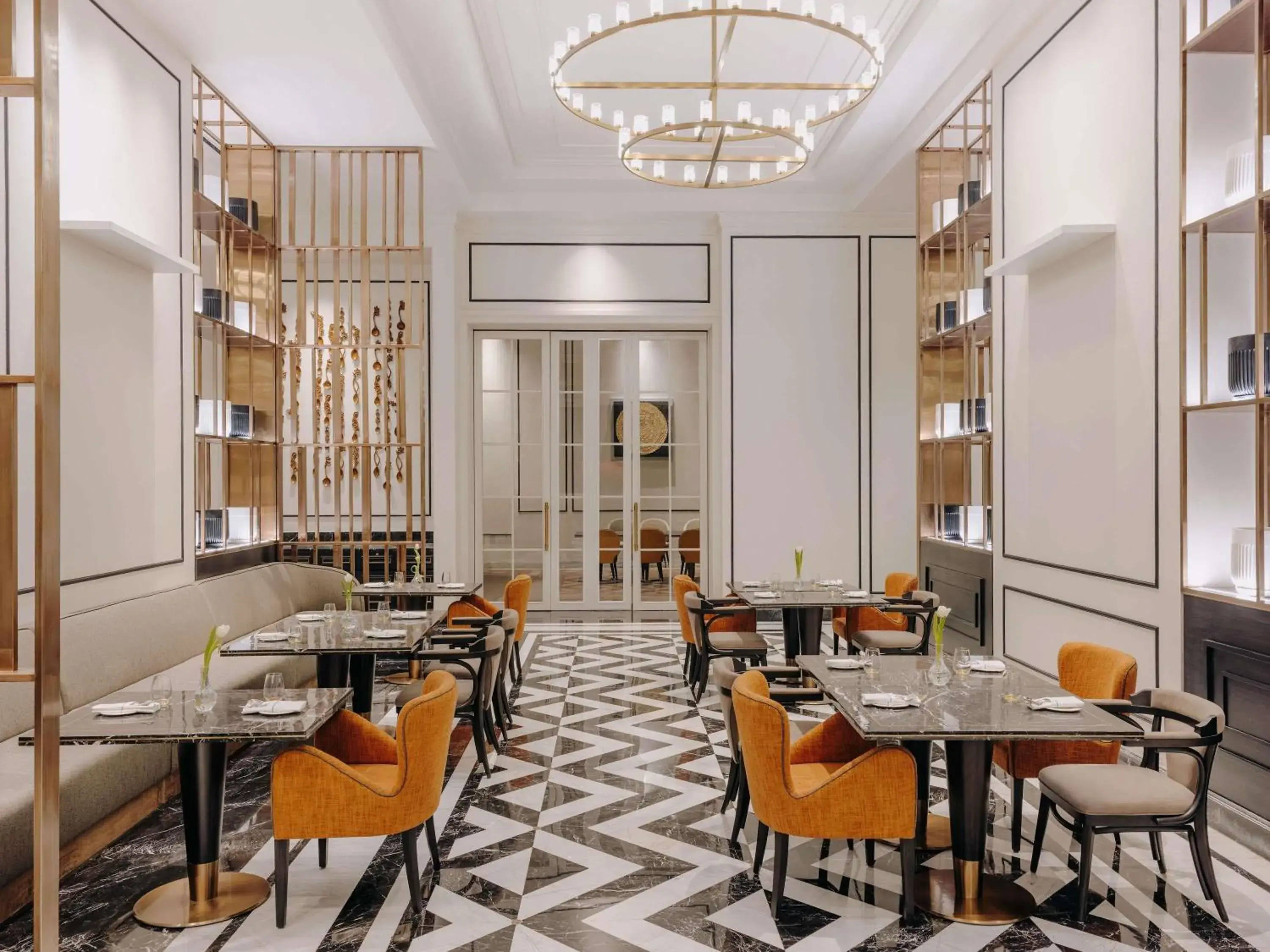 Restaurant/places to eat in Fairmont Mumbai Restaurant/places to eat in Fairmont Mumbai