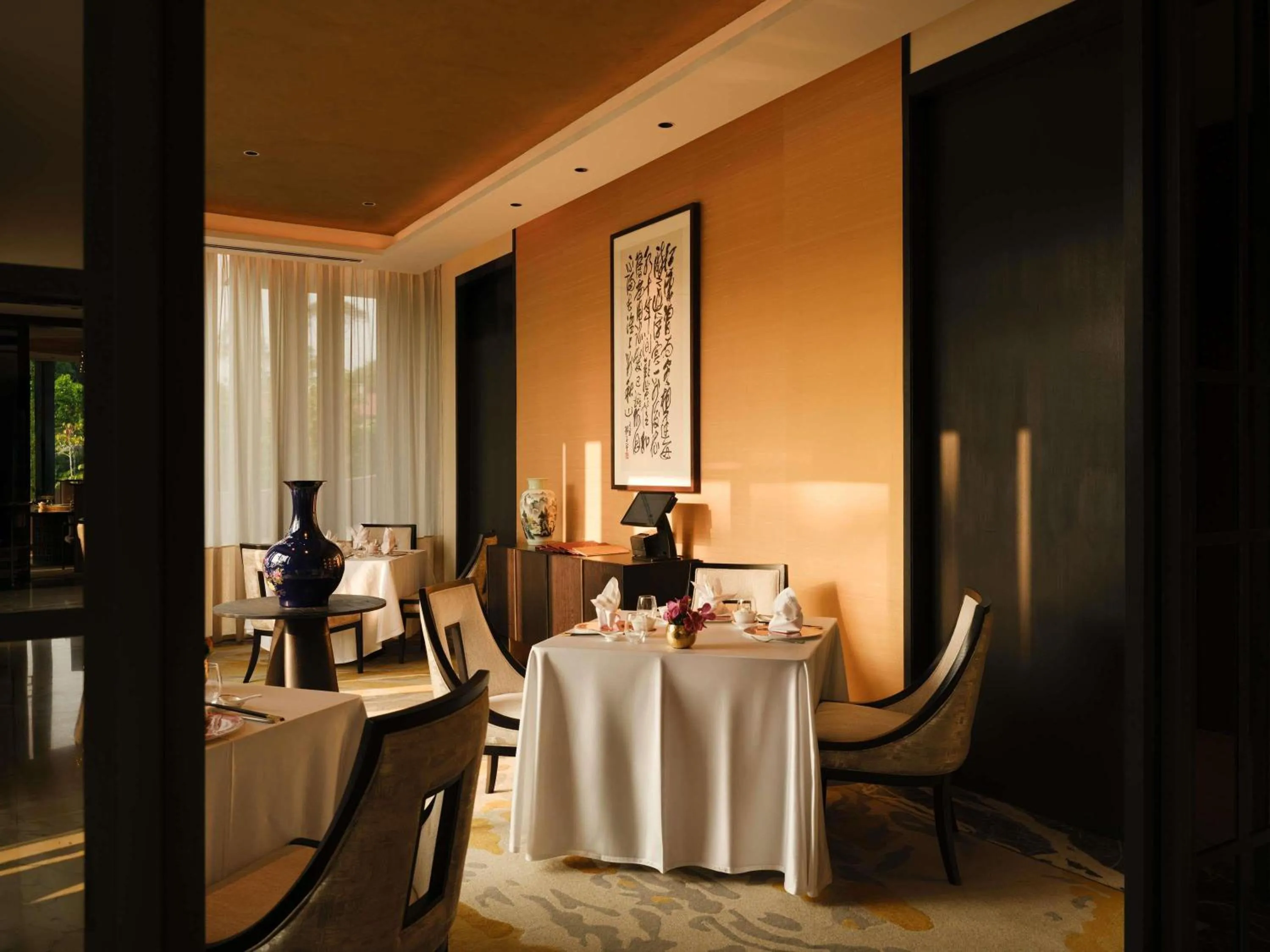 Restaurant/places to eat in Raffles Sentosa Singapore