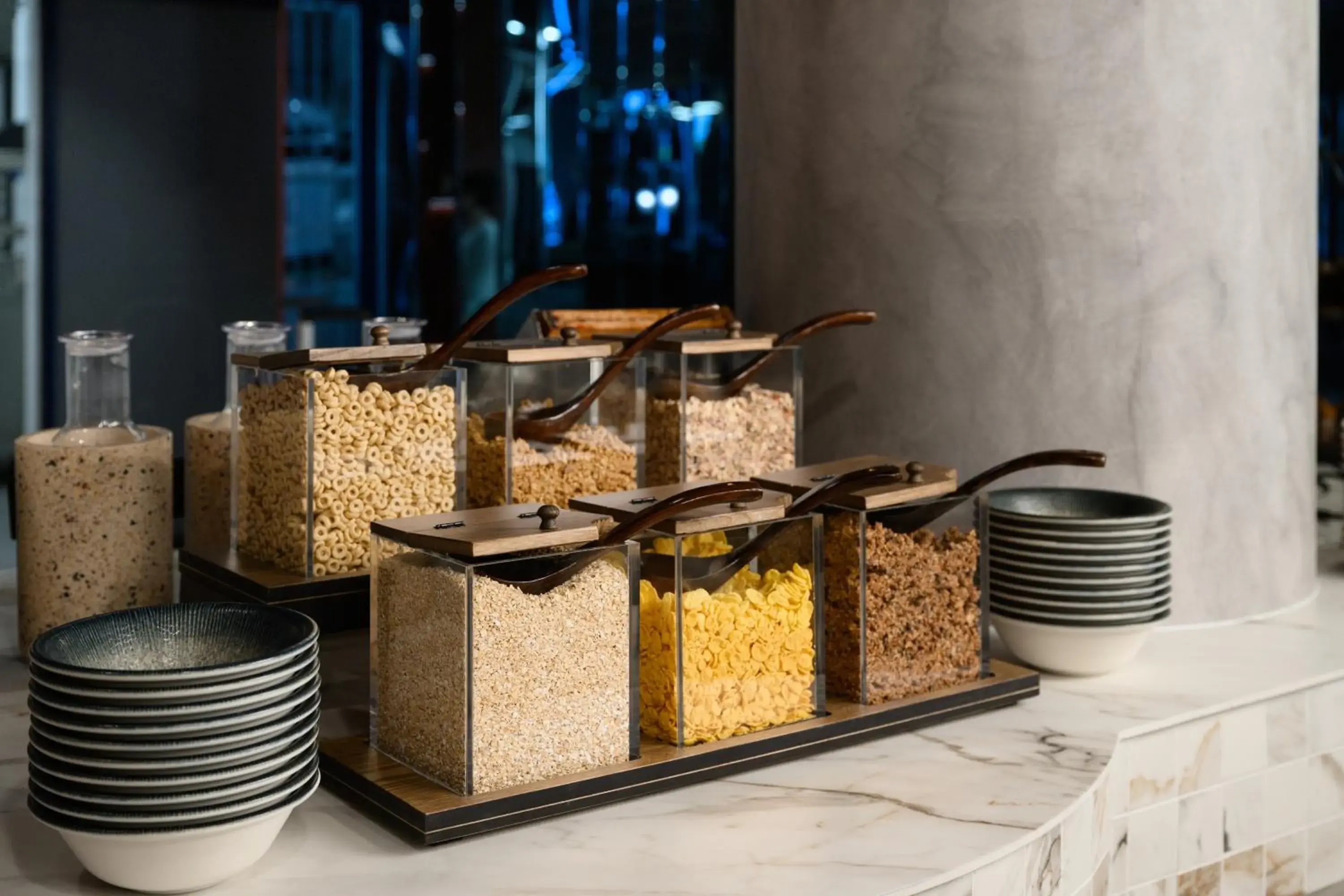 Restaurant/places to eat in TRIBE Budapest Airport Restaurant/places to eat in TRIBE Budapest Airport