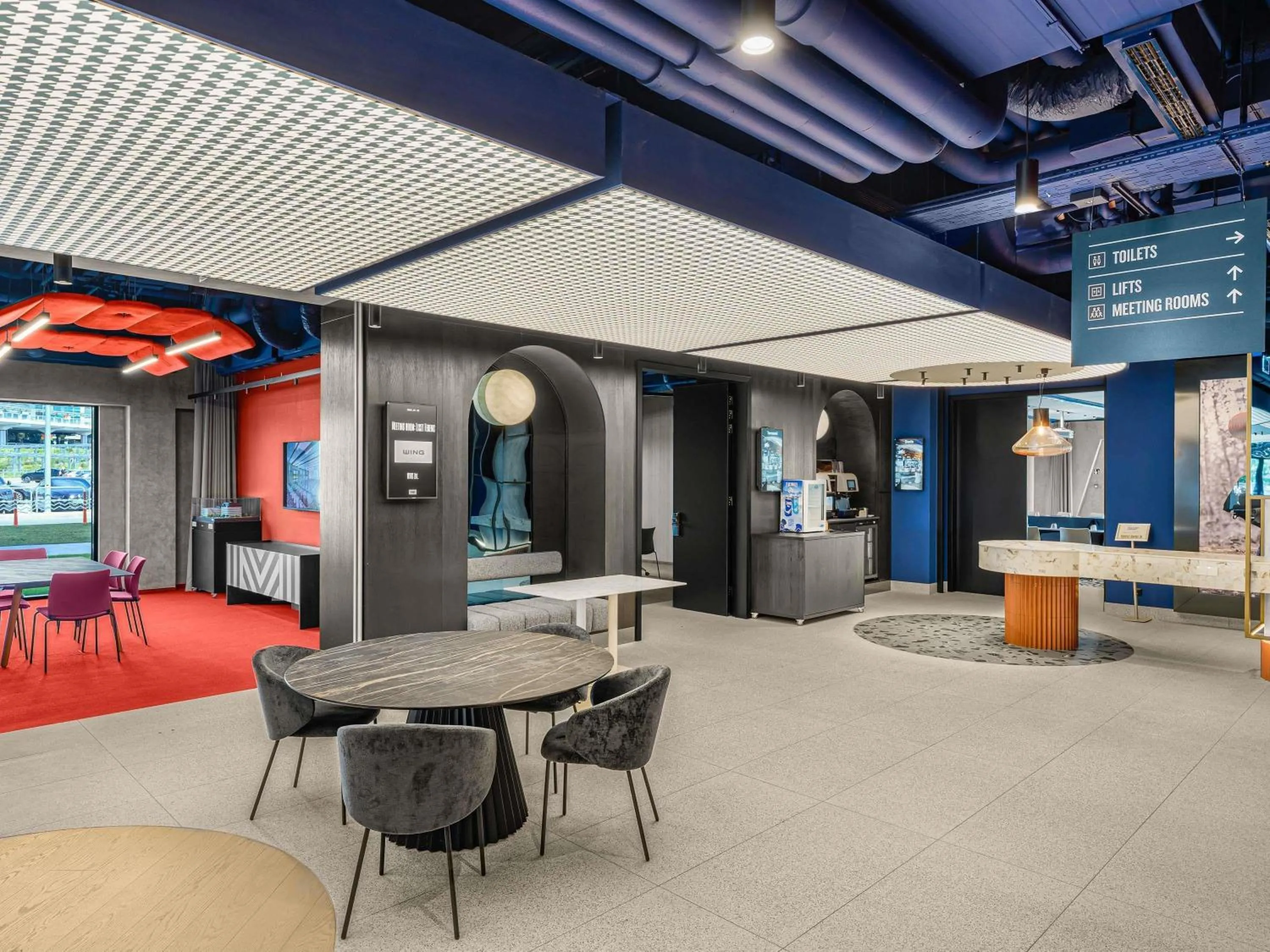 Restaurant/places to eat in TRIBE Budapest Airport