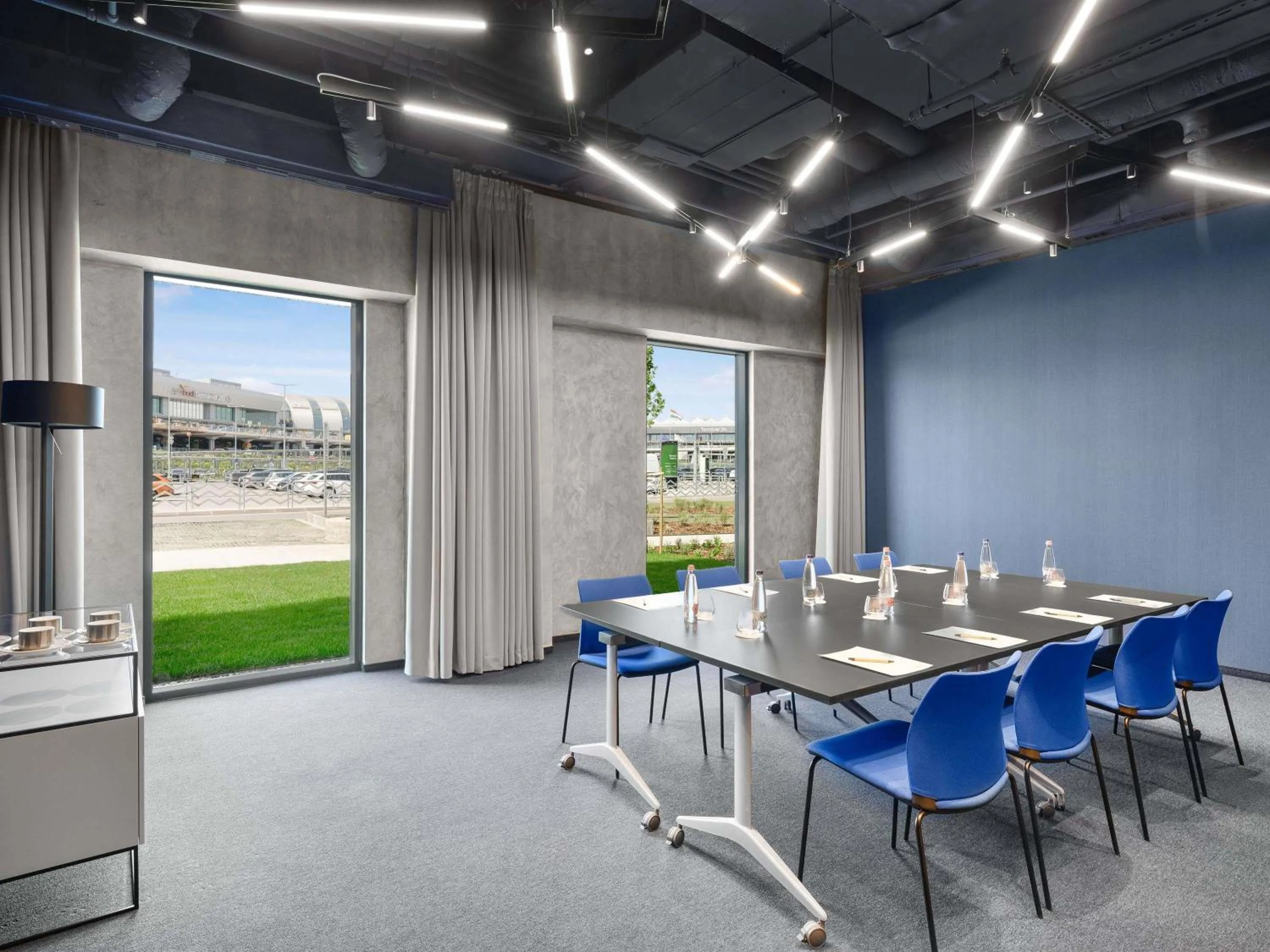 Meeting/conference room in TRIBE Budapest Airport