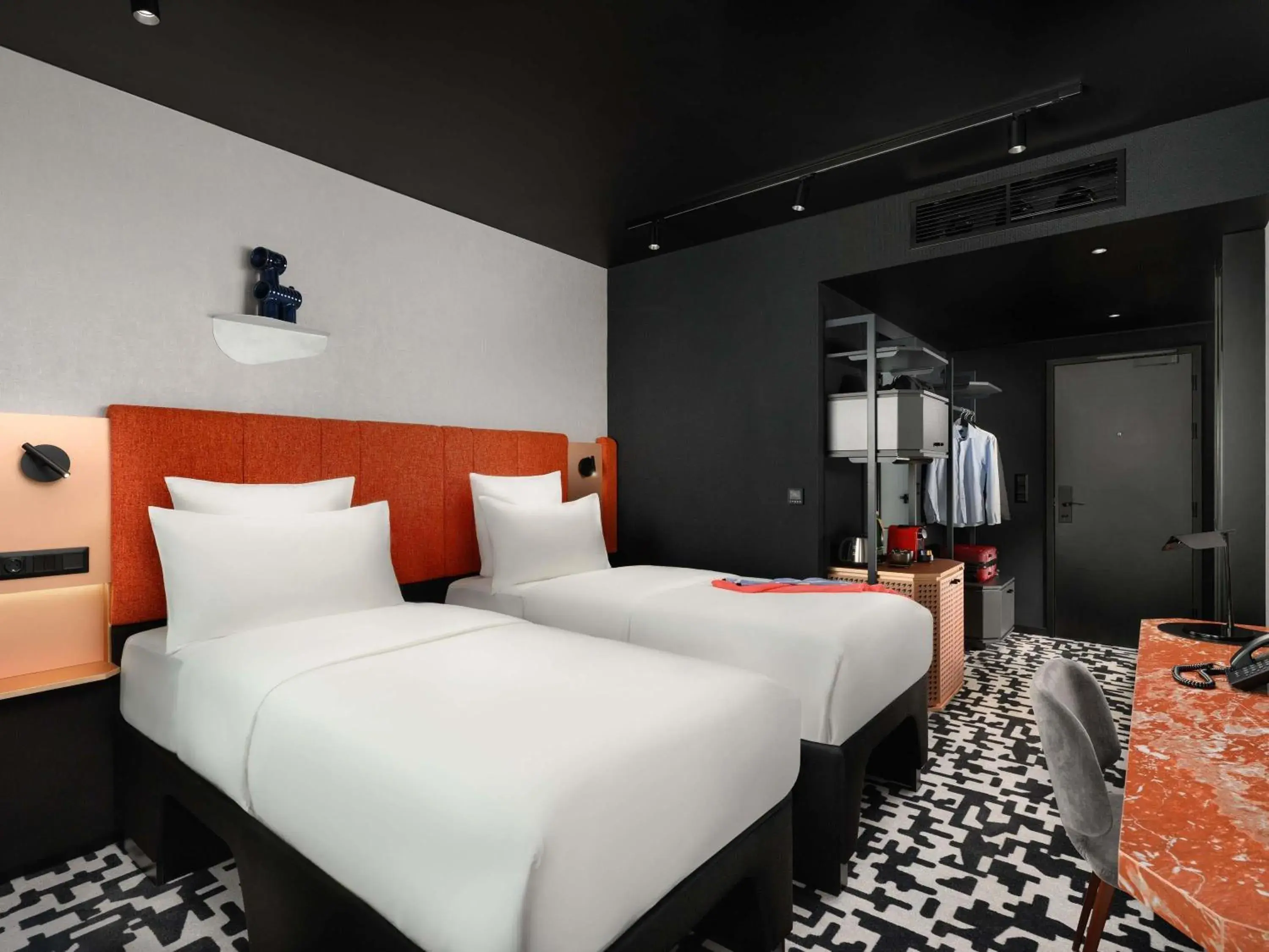 Bedroom, Bed in TRIBE Budapest Airport Bedroom, Bed in TRIBE Budapest Airport