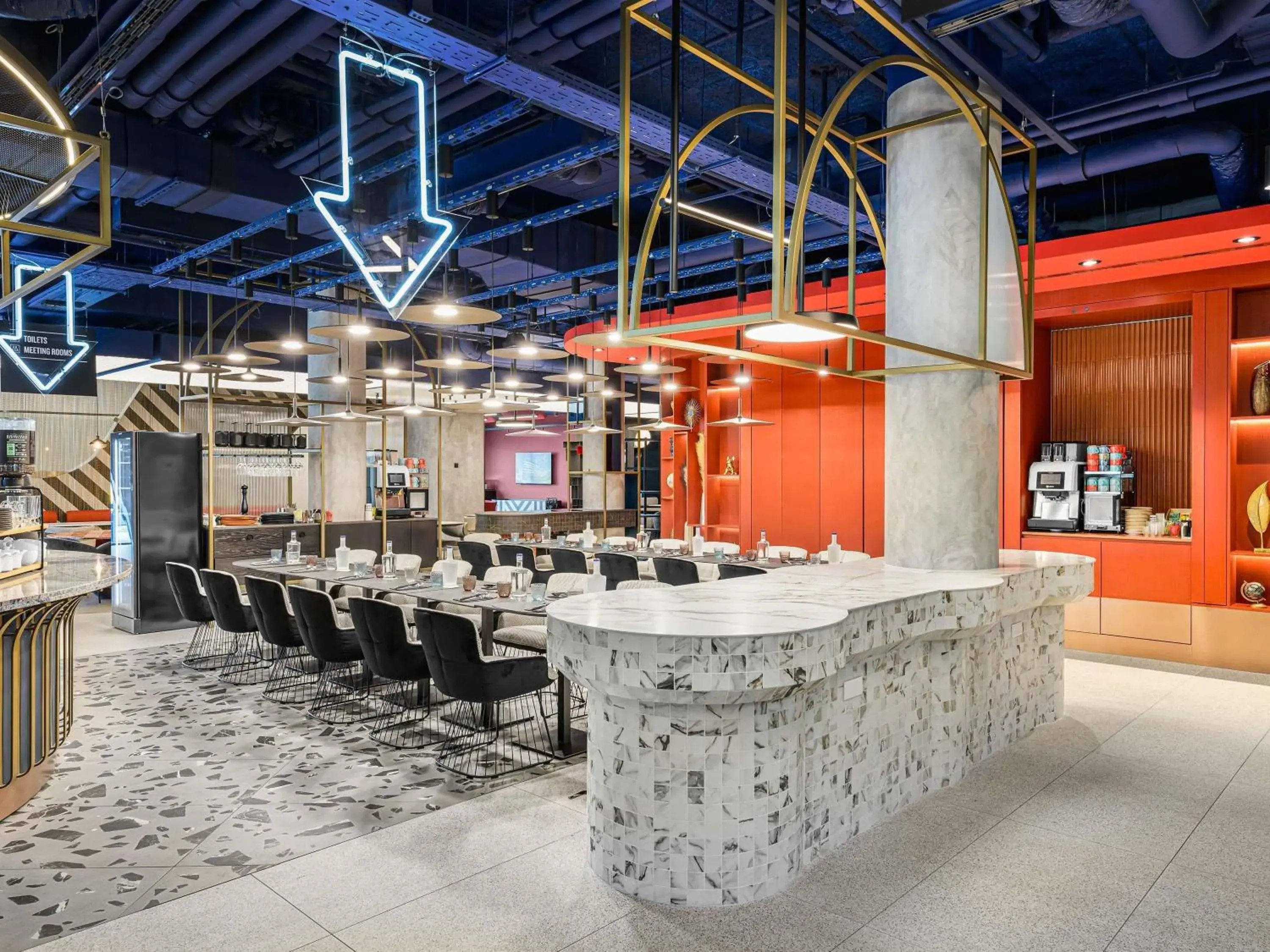 Restaurant/places to eat in TRIBE Budapest Airport Restaurant/places to eat in TRIBE Budapest Airport