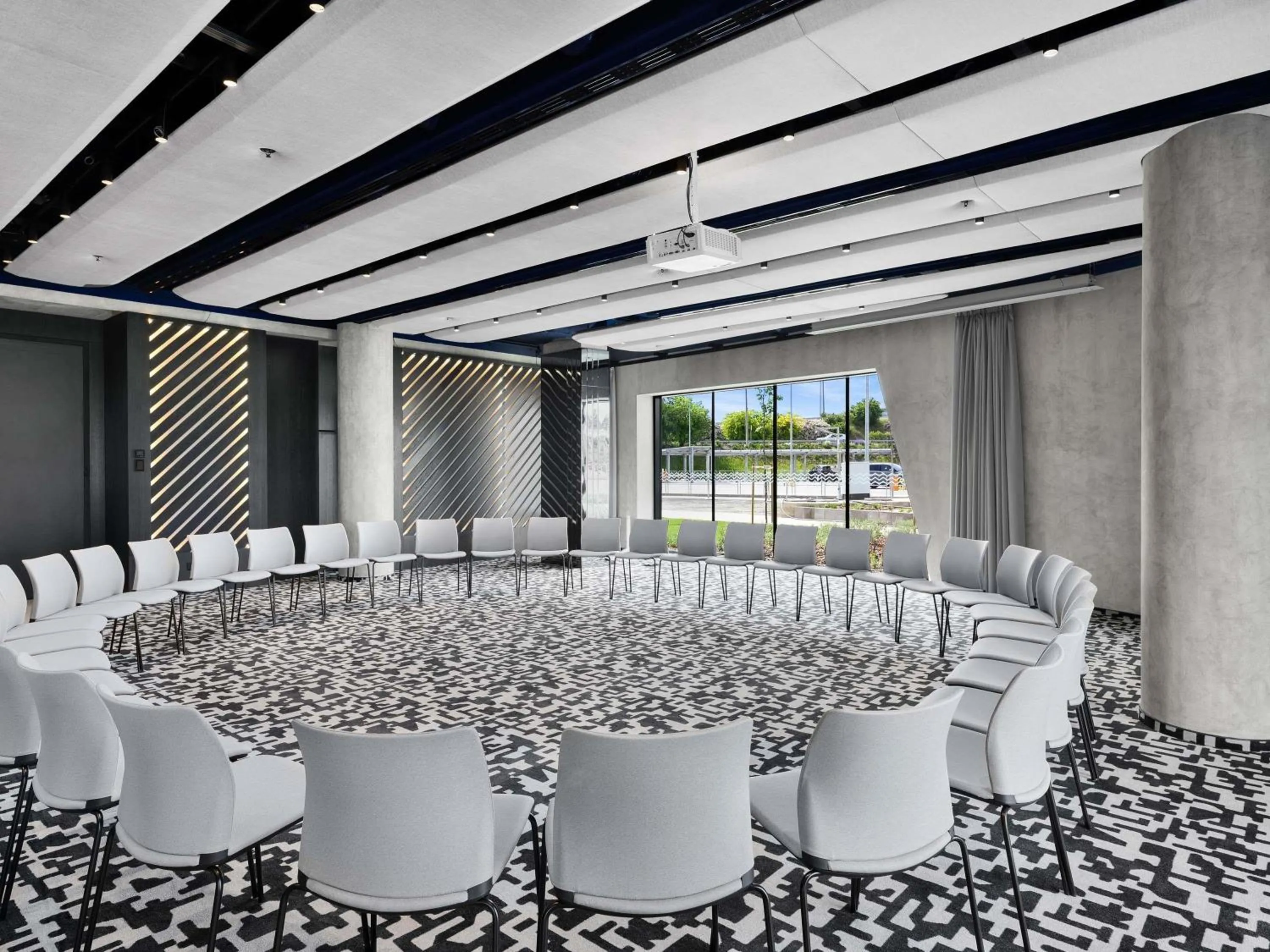 Meeting/conference room in TRIBE Budapest Airport