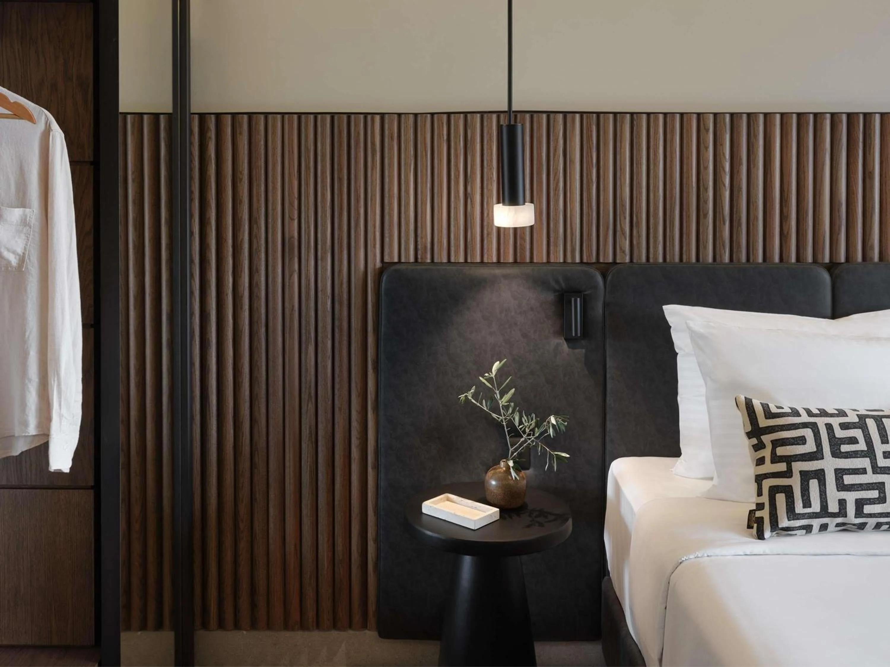 Bedroom, Bed in Rocca a Mare Heraklion - Handwritten Collection