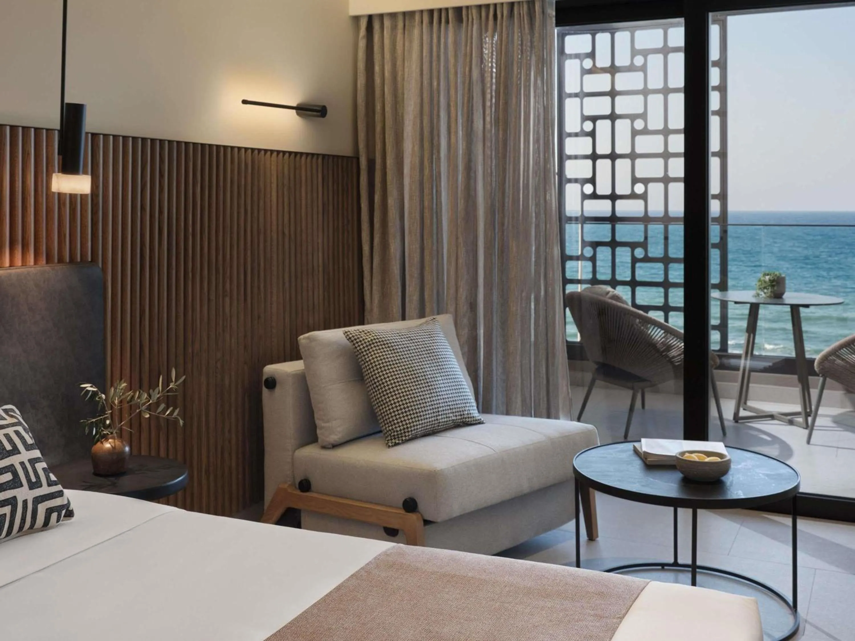 Property building, Bed in Rocca a Mare Heraklion - Handwritten Collection