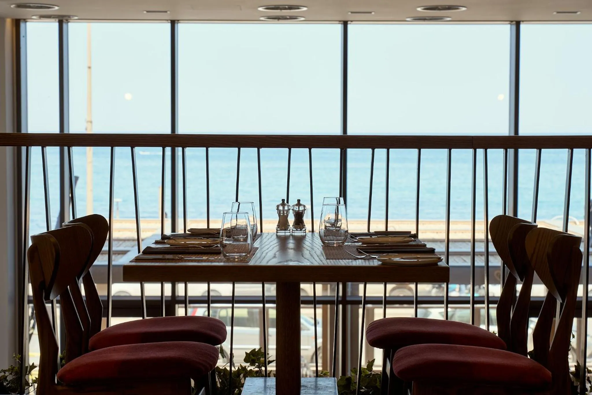 Restaurant/places to eat in Rocca a Mare Heraklion - Handwritten Collection