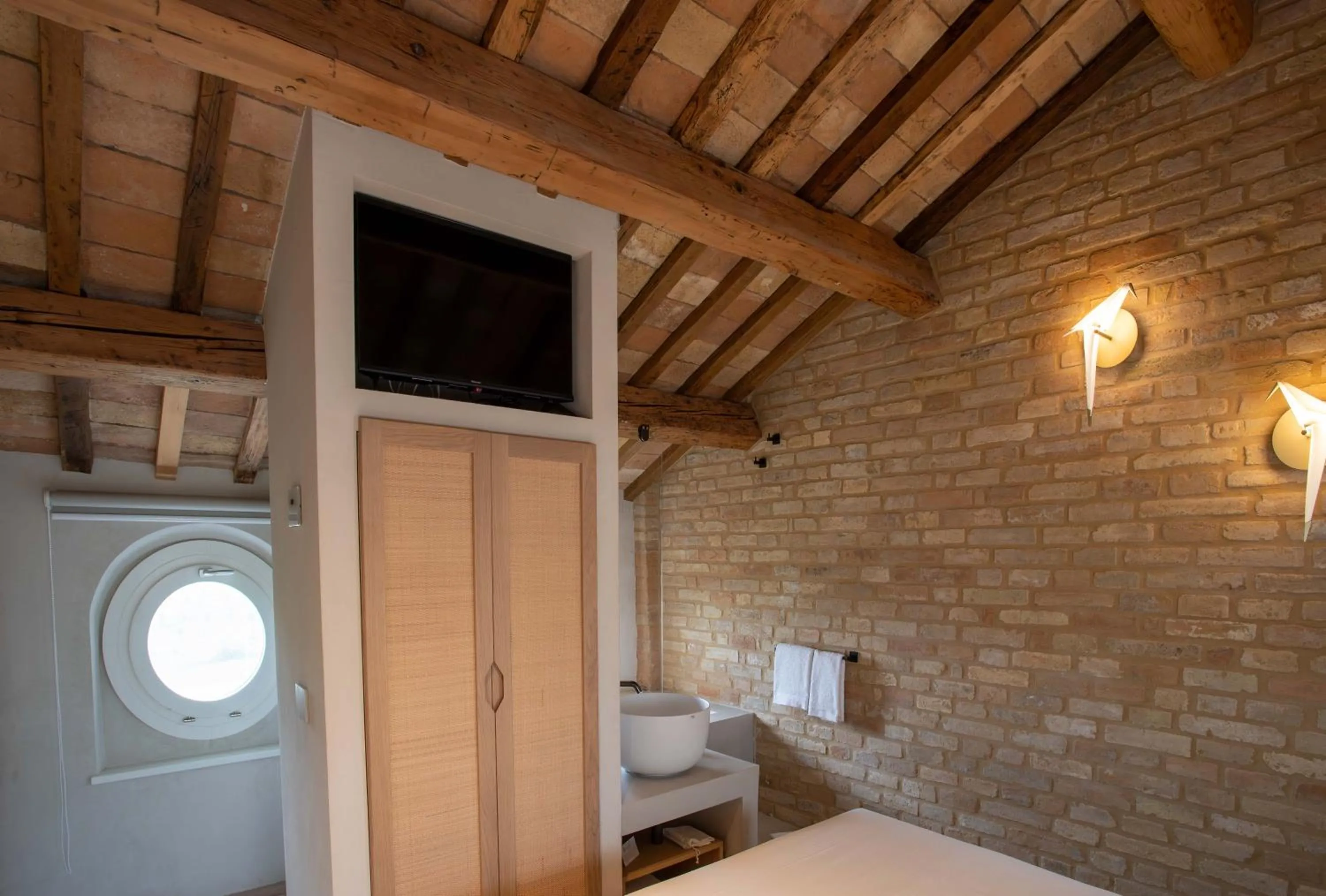 Photo of the whole room, Bed in Relais La Colombaia