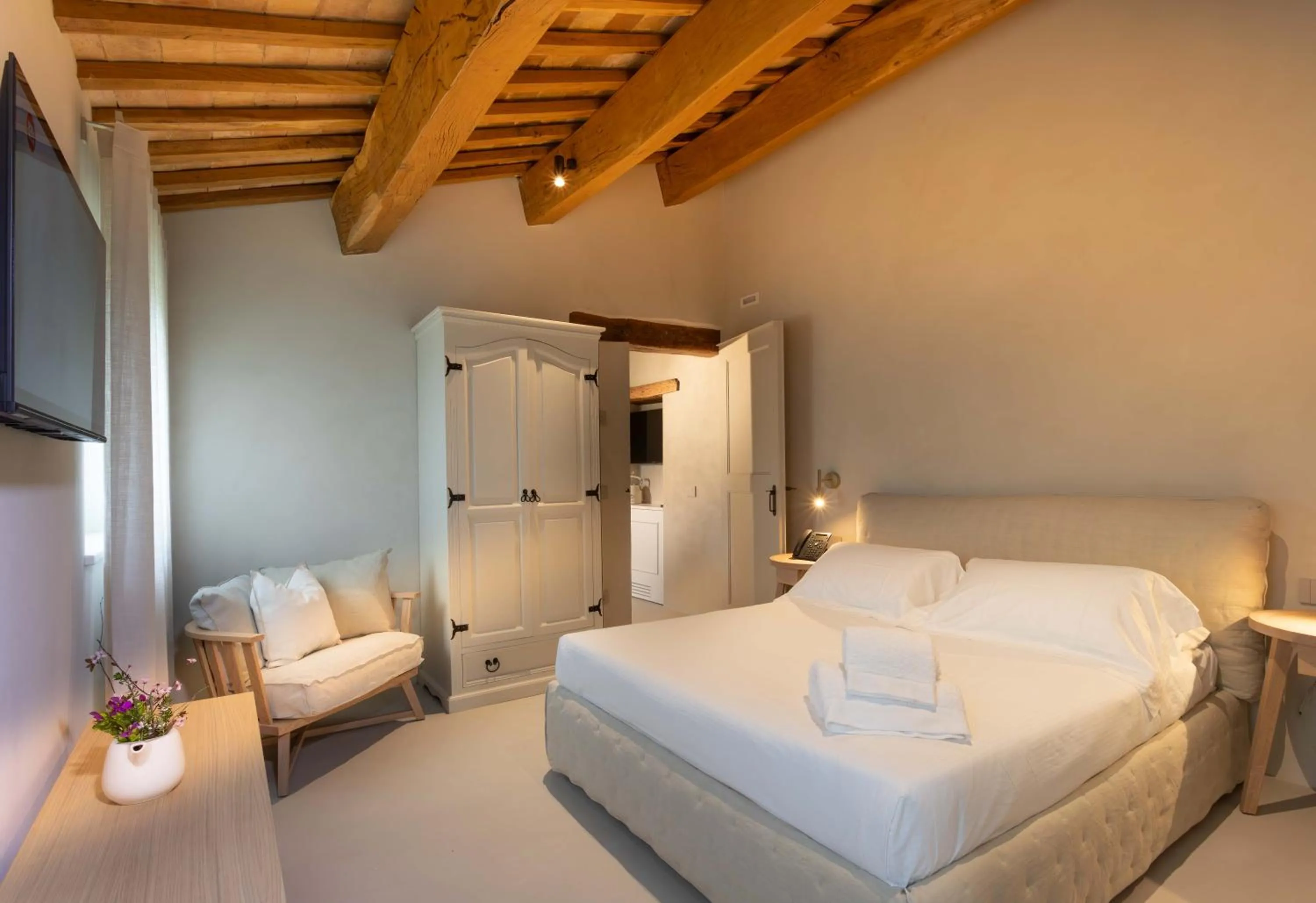 Bedroom, Bed in Relais La Colombaia