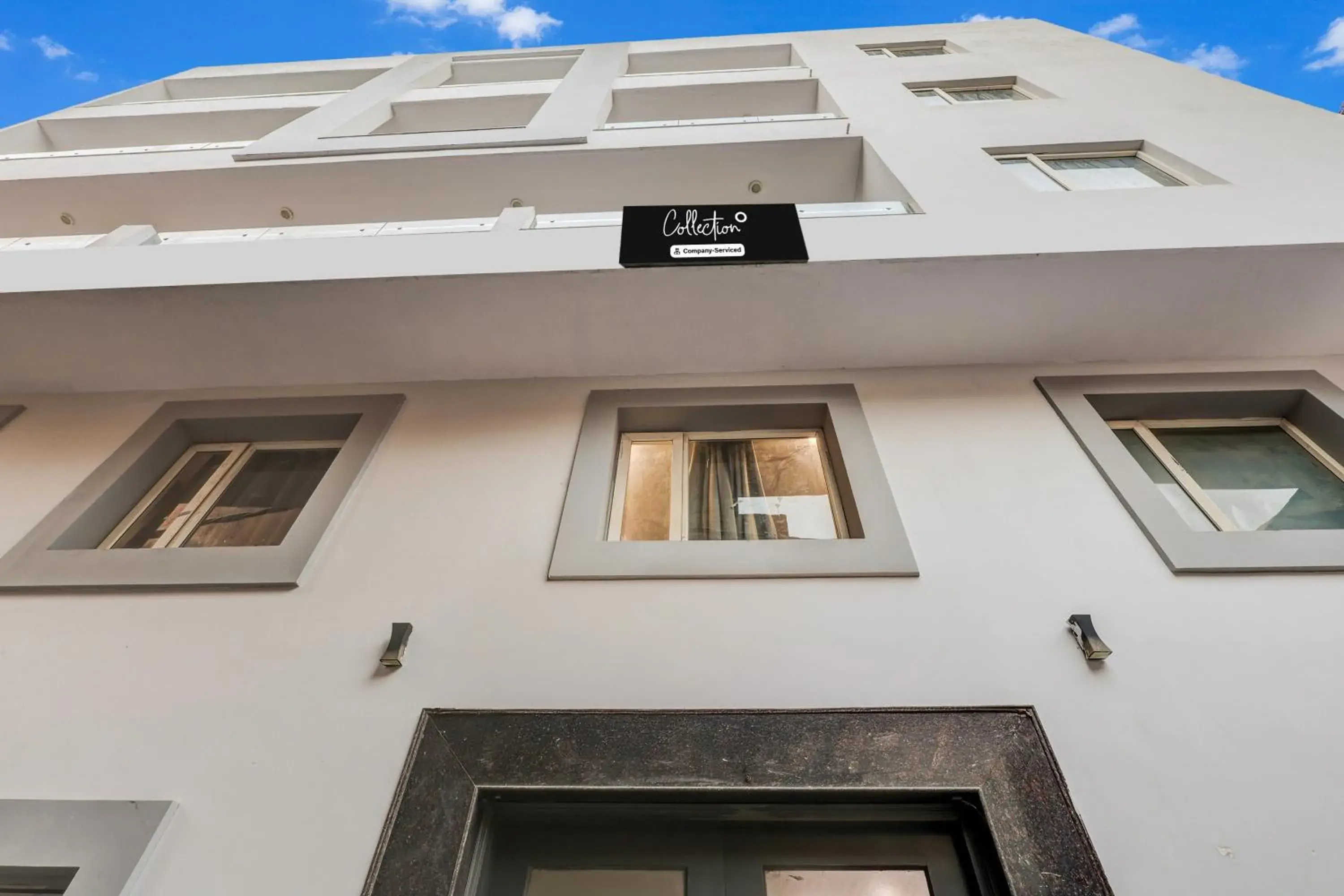 Facade/entrance in Super Collection O Shalimar Bagh Facade/entrance in Super Collection O Shalimar Bagh