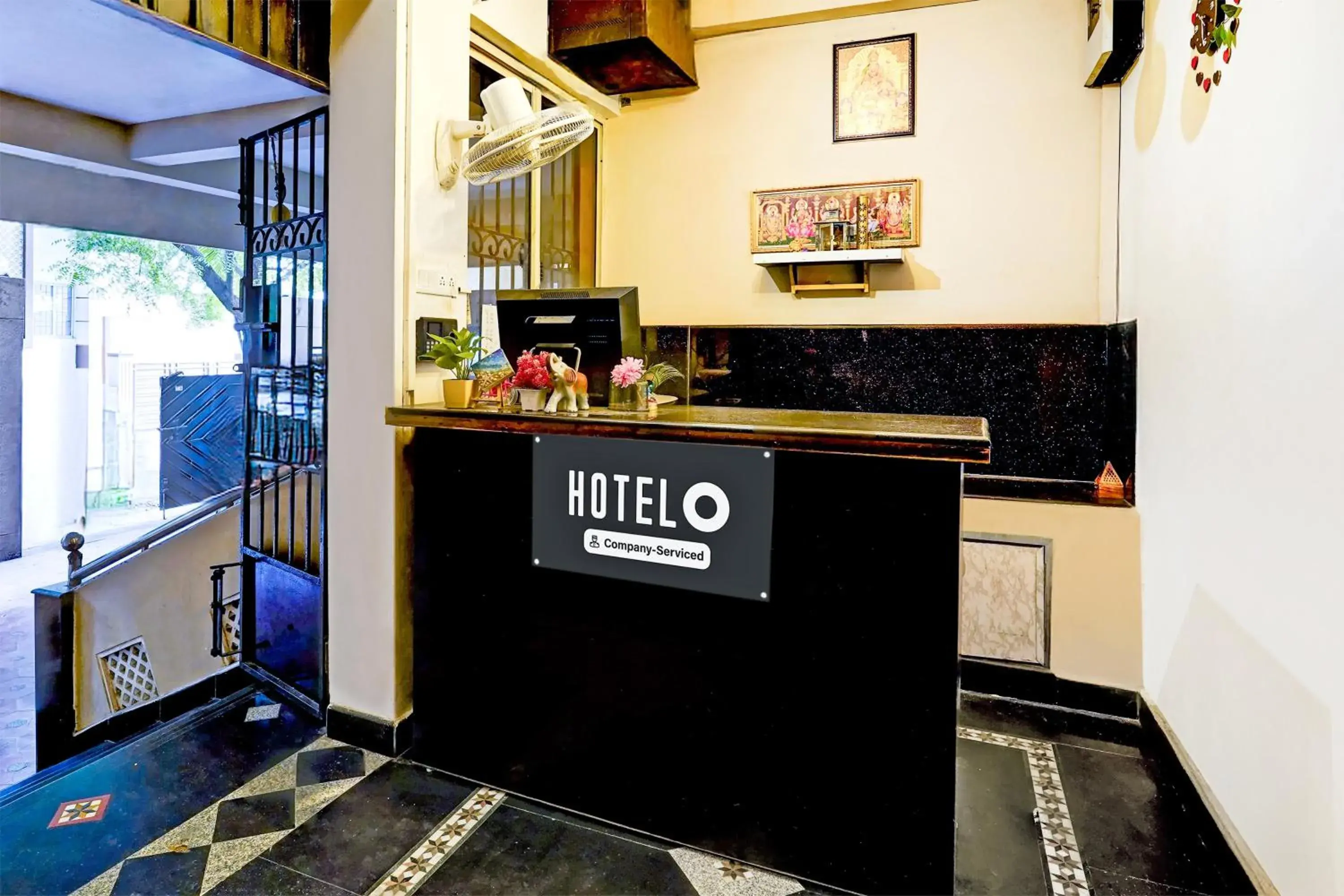 Lobby or reception in Super Hotel O Chrompet Near Rela Hospital Lobby or reception in Super Hotel O Chrompet Near Rela Hospital