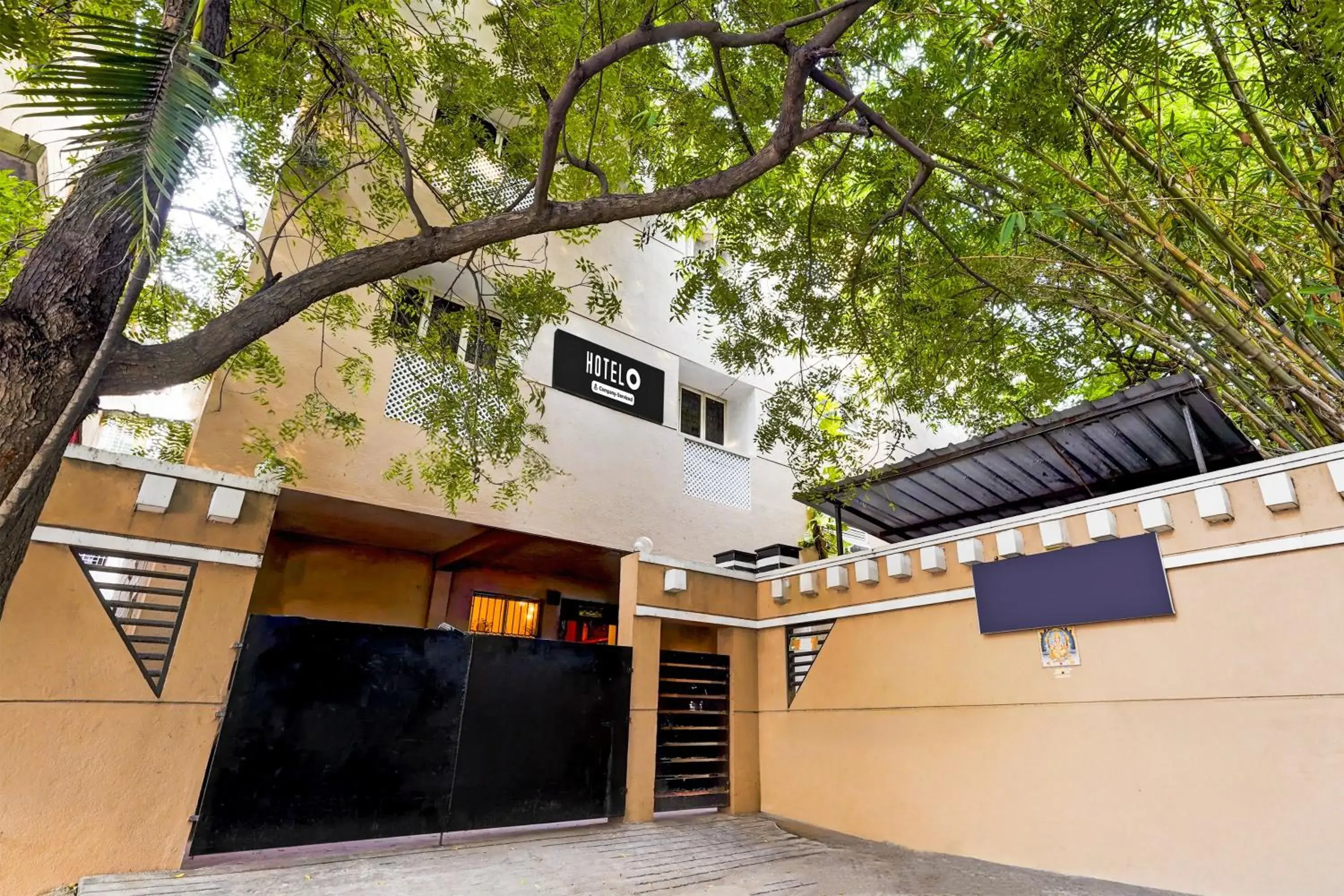 Facade/entrance in Hotel O Chrompet Near Rela Hospital Facade/entrance in Hotel O Chrompet Near Rela Hospital