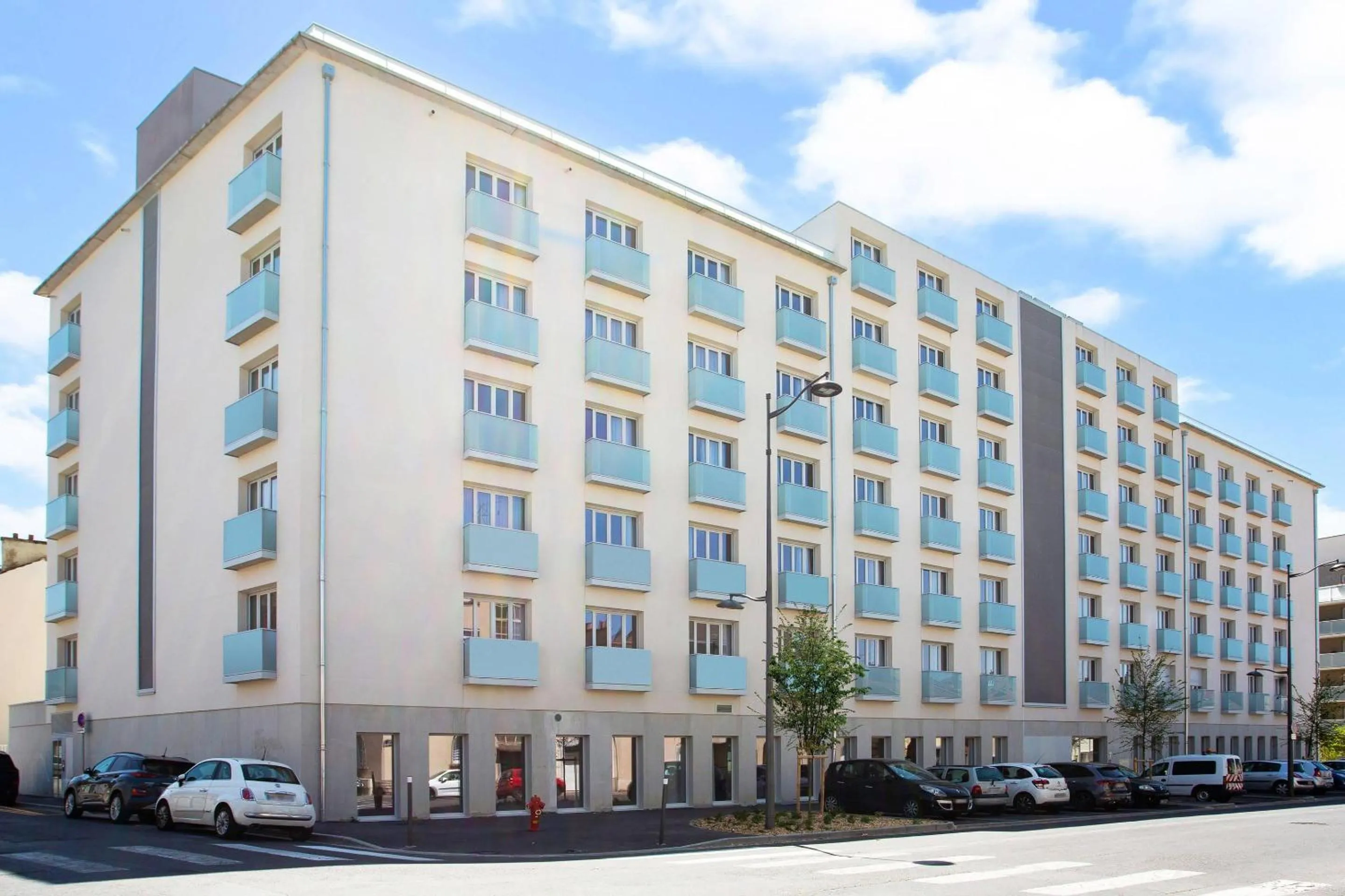Property building in Zenitude Quality Aparthotel Reims - Saint-Thomas