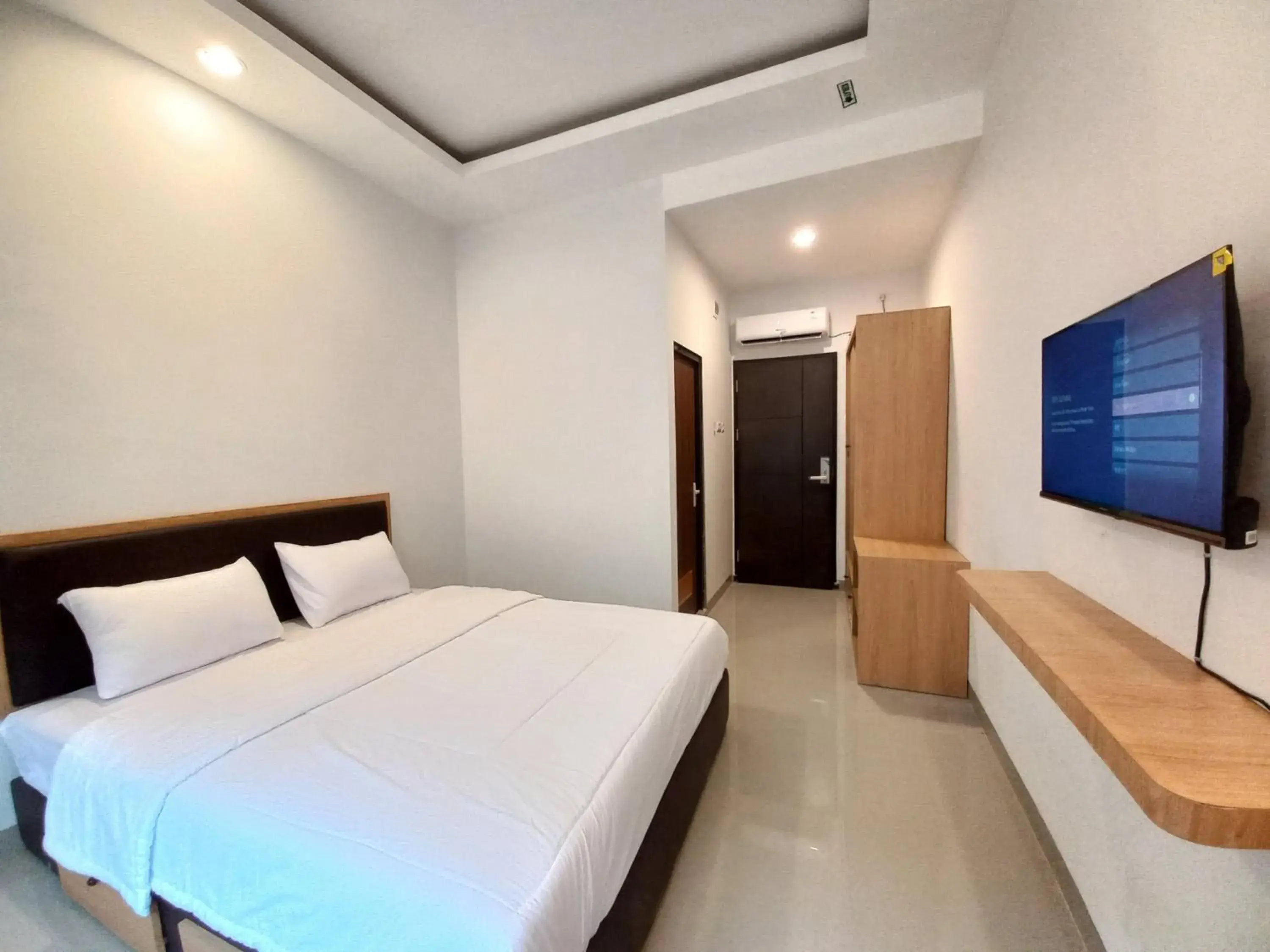 Deluxe Double Room in Sans Vibes Viandara Pekanbaru Deluxe Double Room in Sans Vibes Viandara Pekanbaru