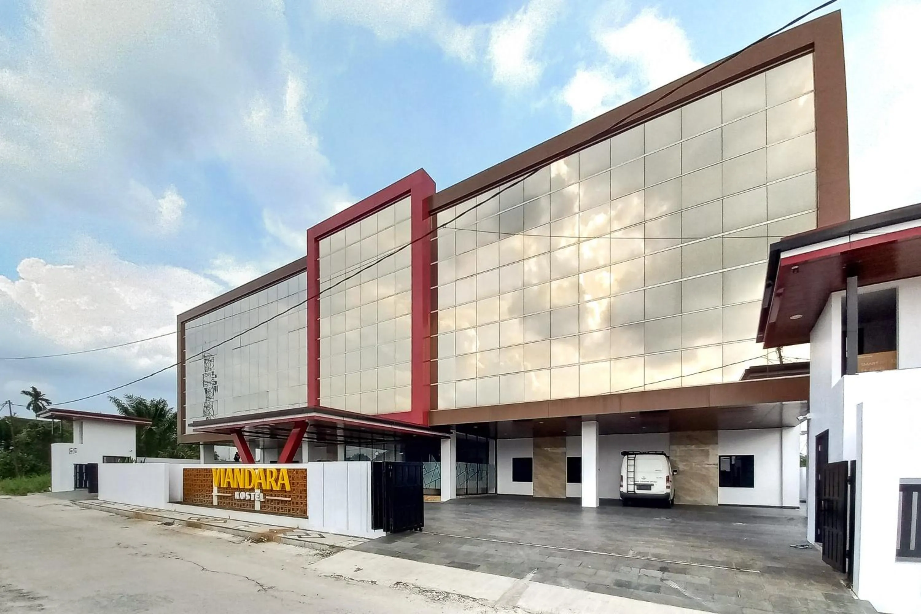 Facade/entrance in Sans Vibes Viandara Pekanbaru