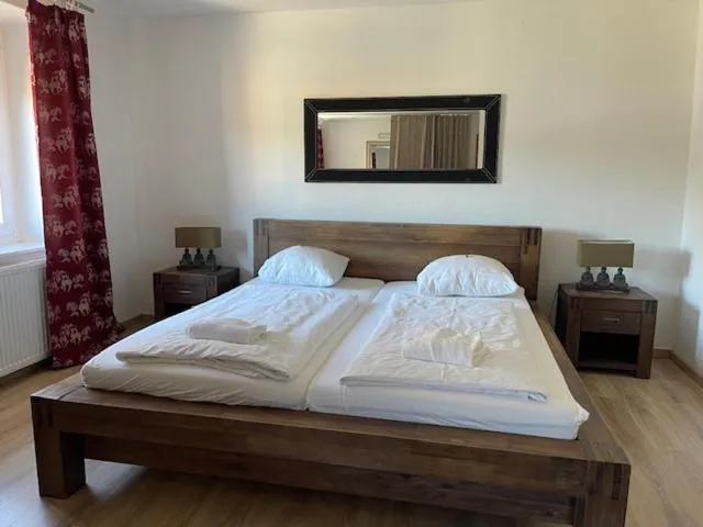 Bed in Landgasthof Fürstenbrunn