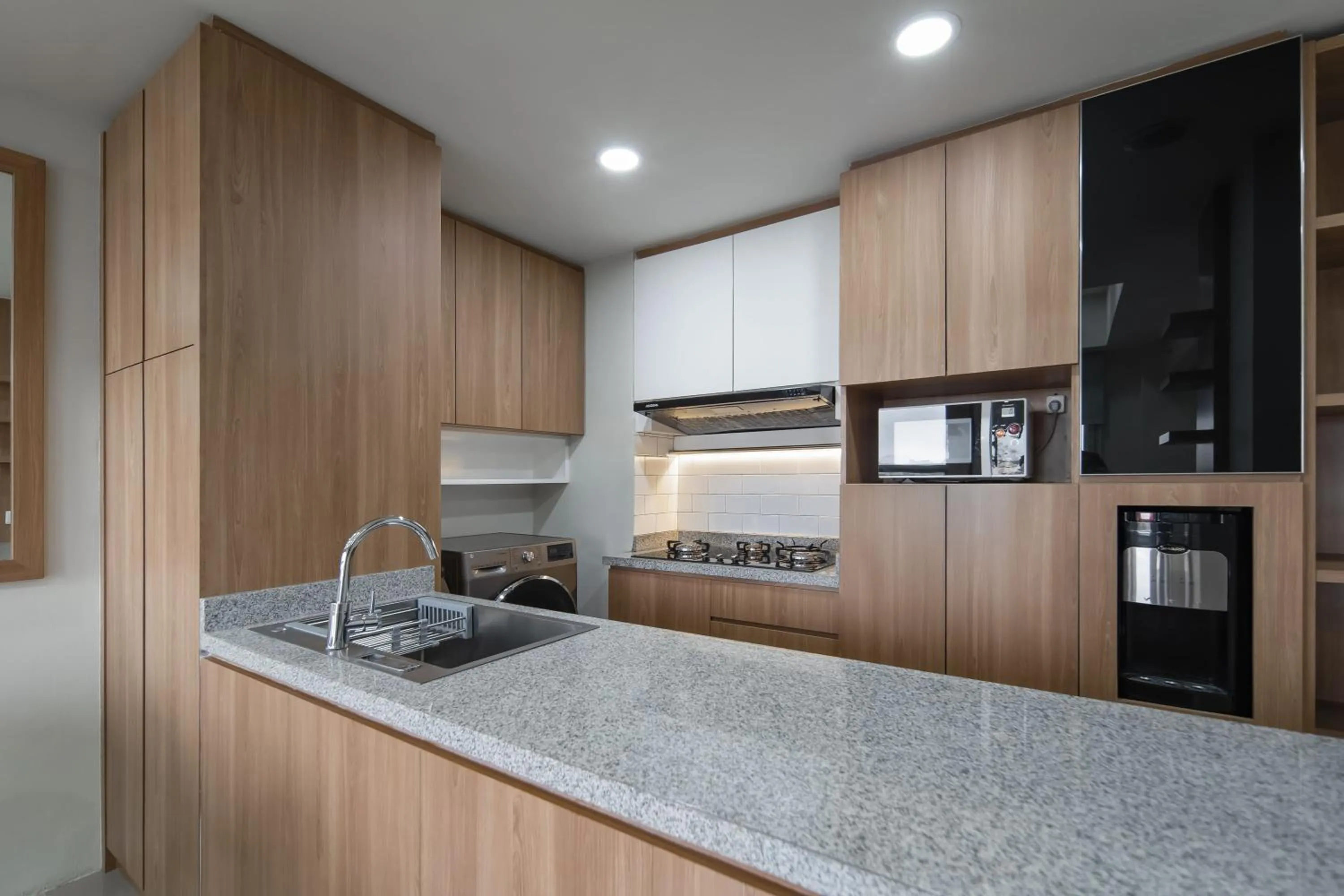 Kitchen or kitchenette in Cove Merakey