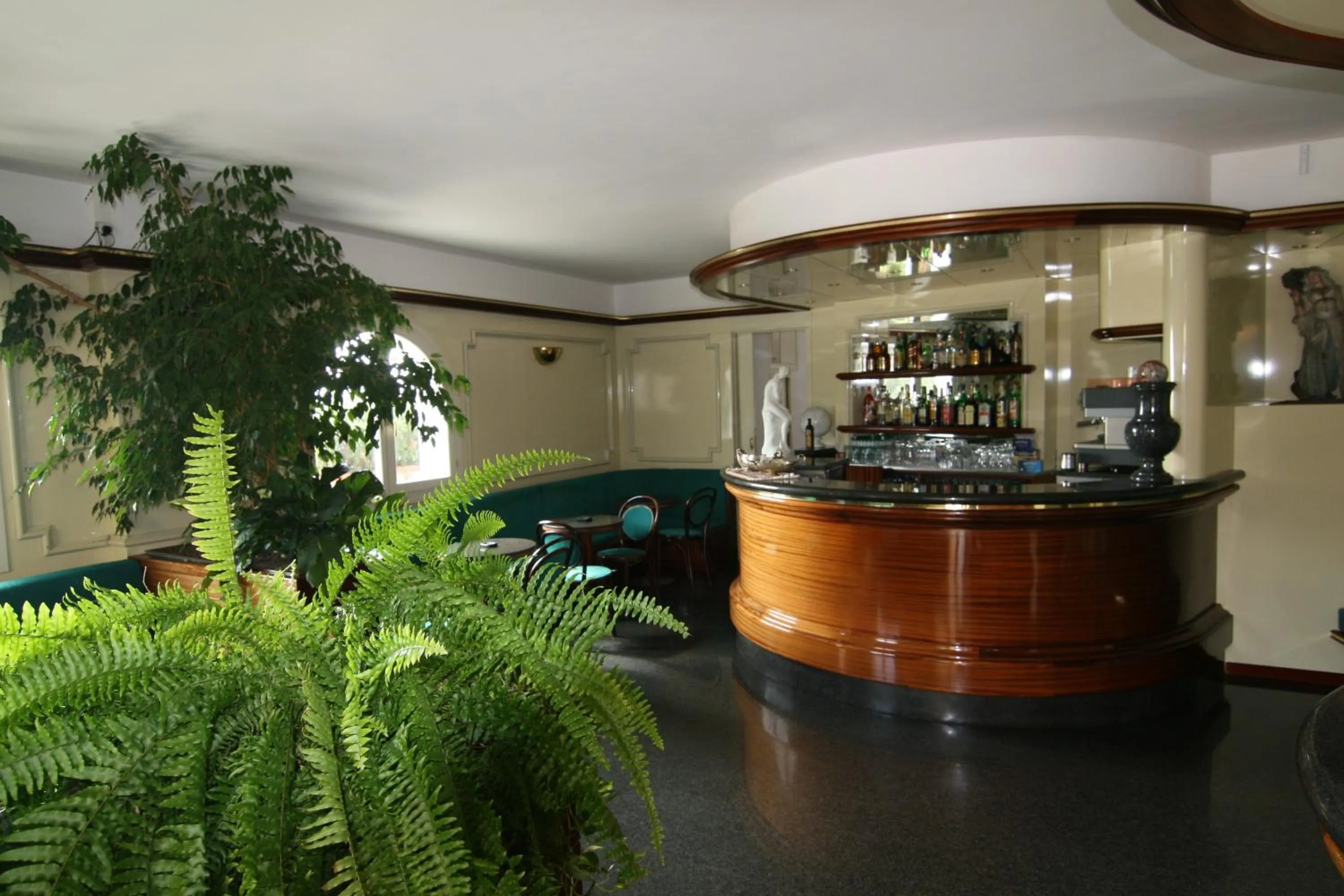 Lounge or bar in Hotel Leopold