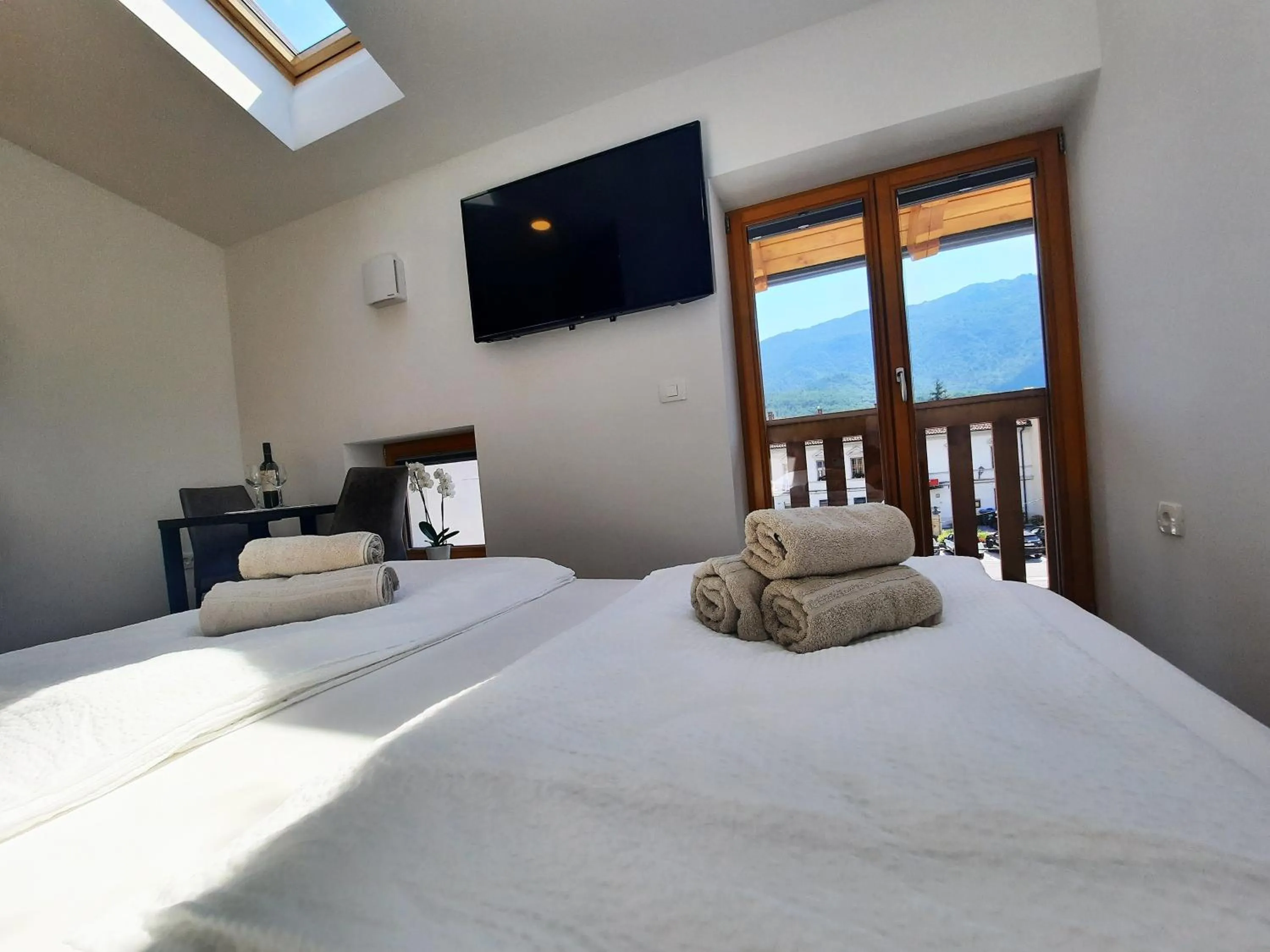 View (from property/room), Bed in Apartments Hlapi with SPA