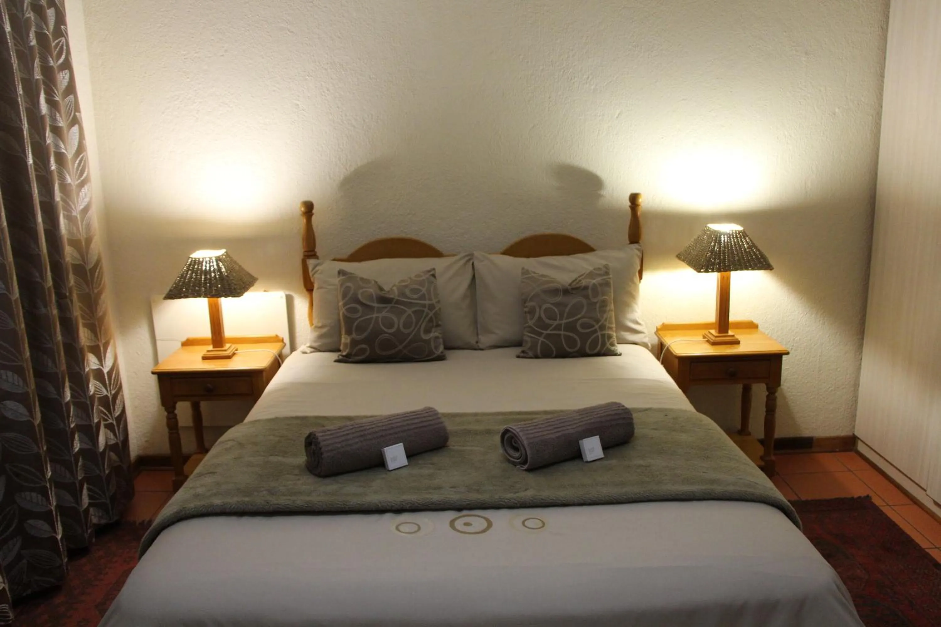 Bed in Mogodi Lodge