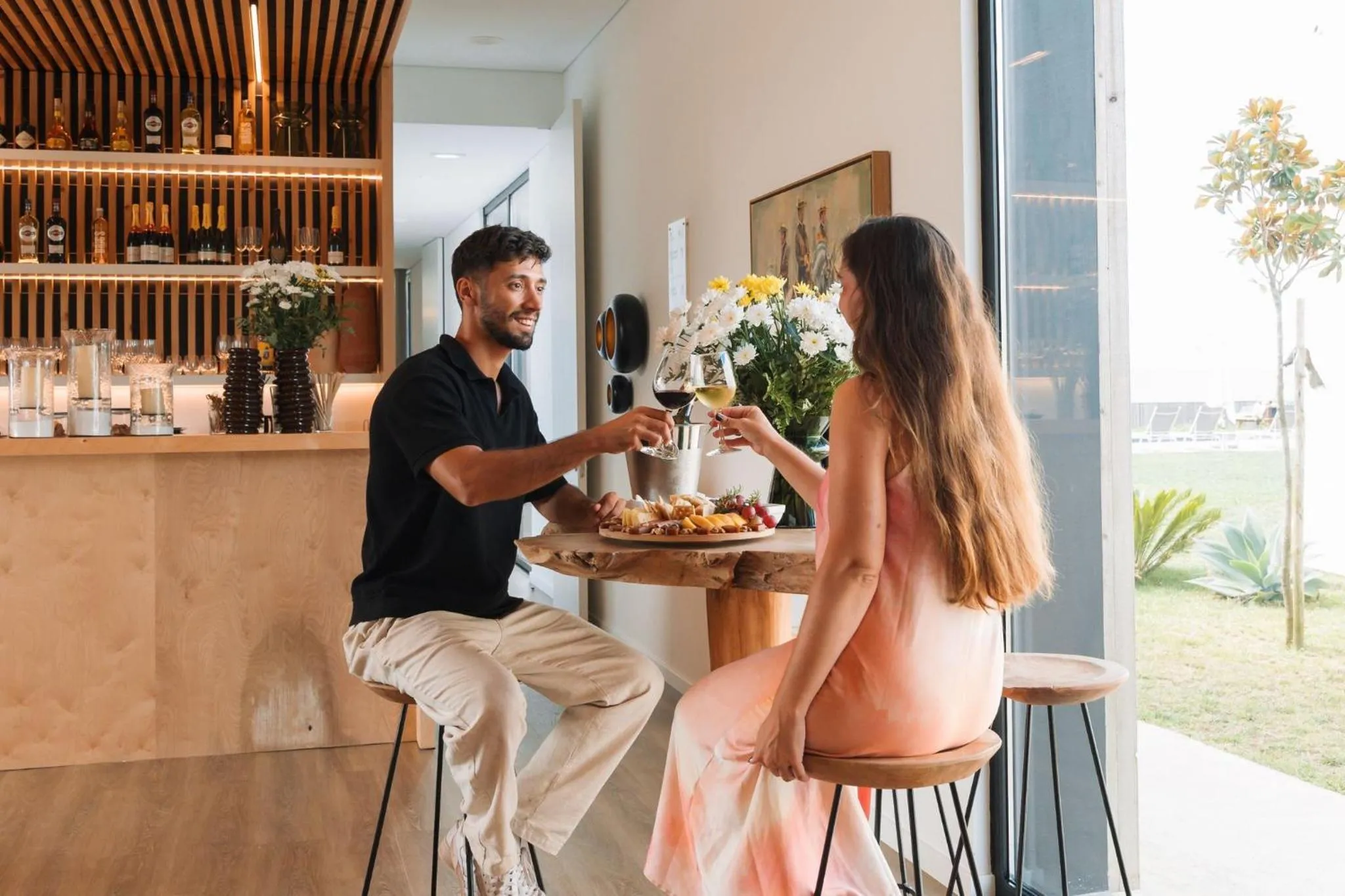 Restaurant/places to eat in Lusitano Garden Villas