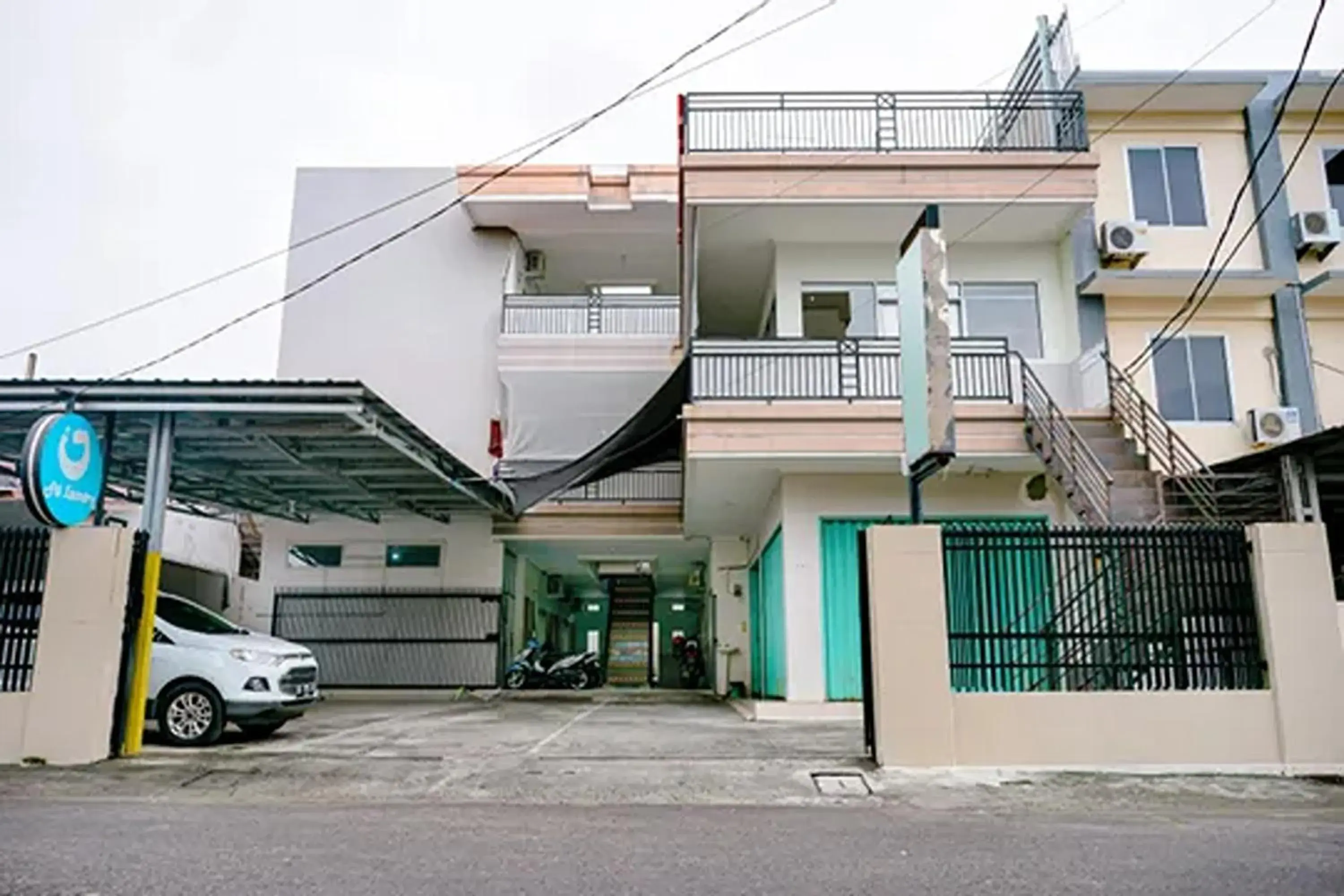 Property building in Griya Safitri Syariah Property building in Griya Safitri Syariah