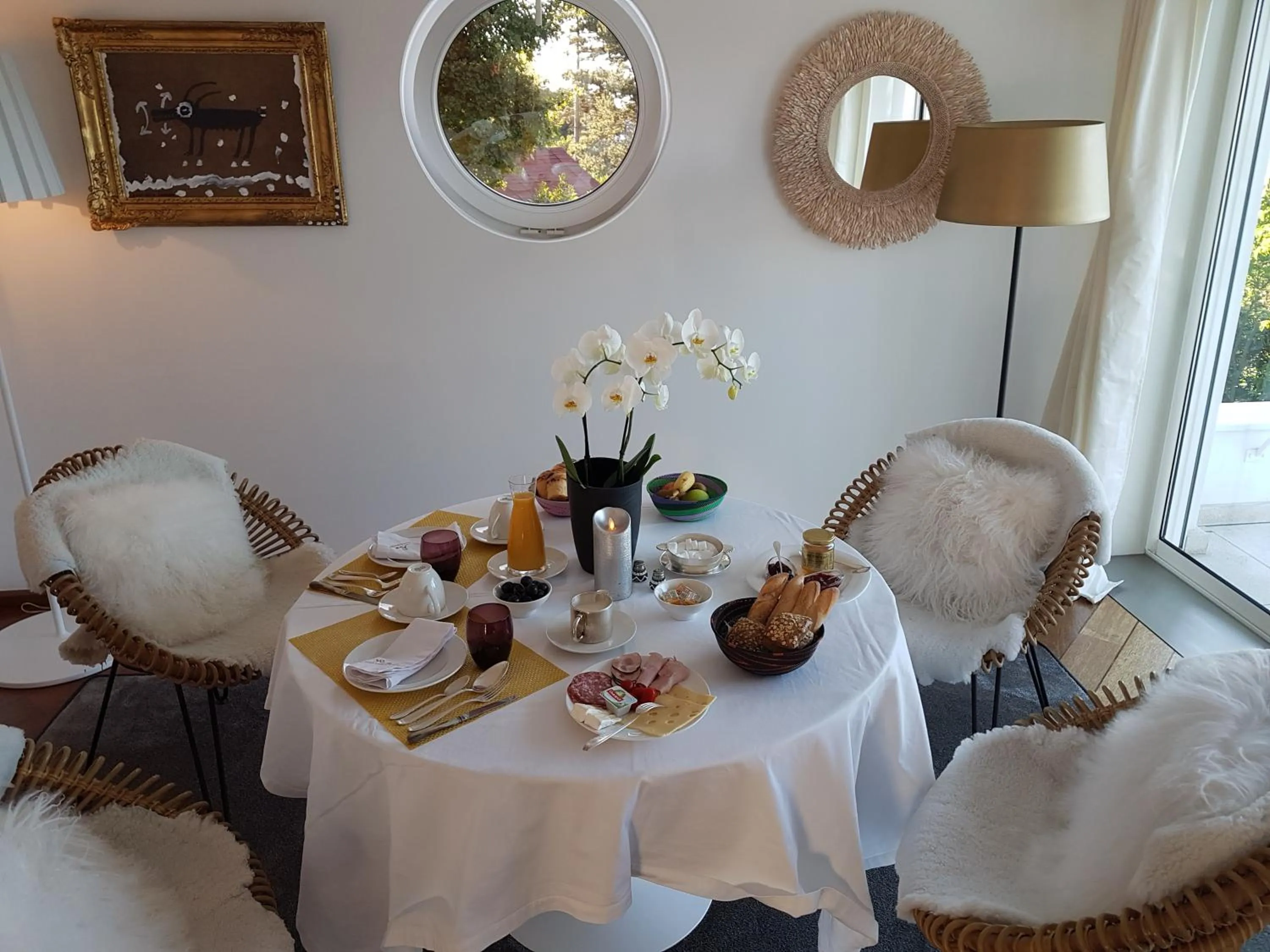 Continental breakfast in La Villa Haute Corniche