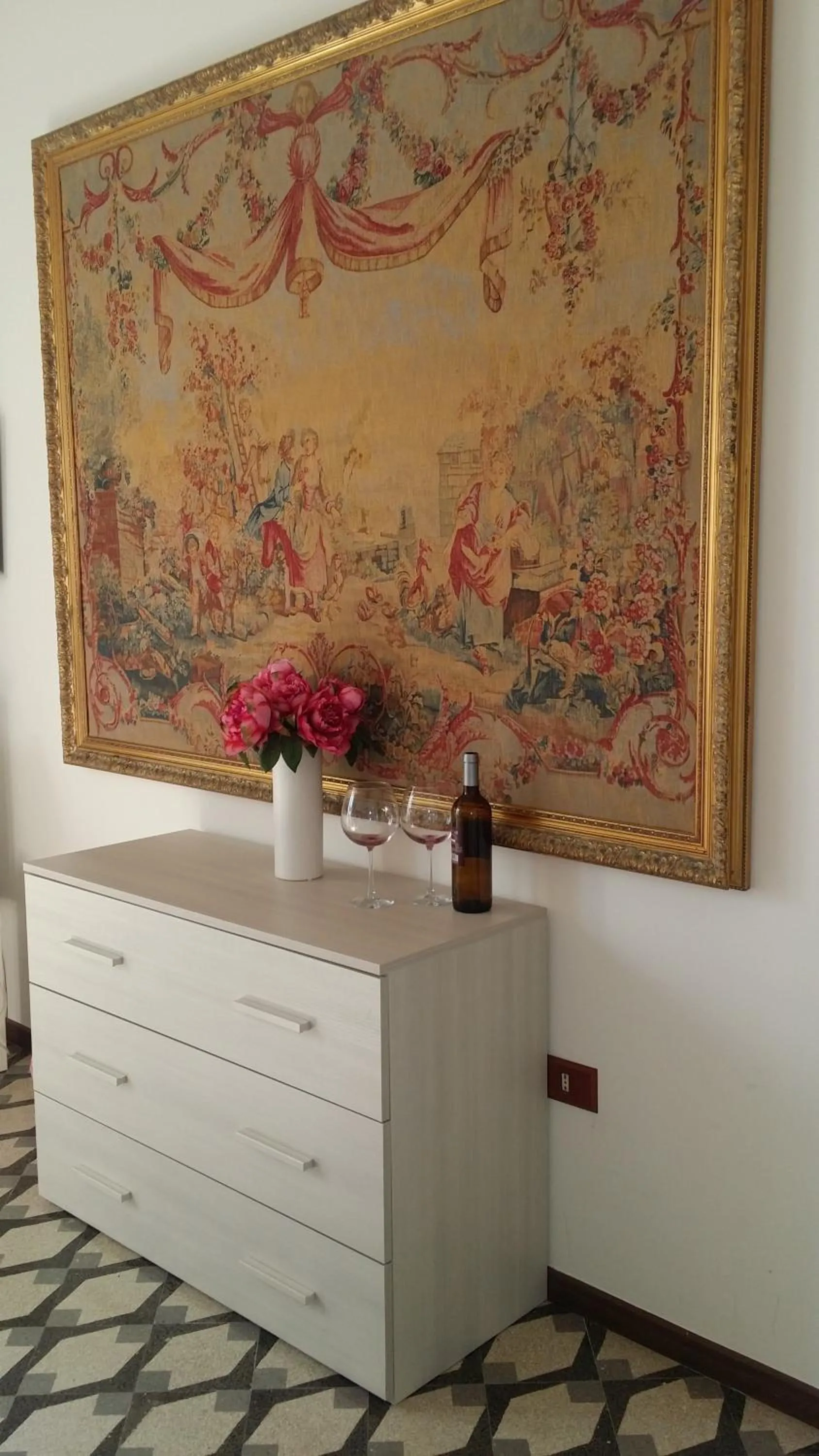 Photo of the whole room in Aretè Guest House