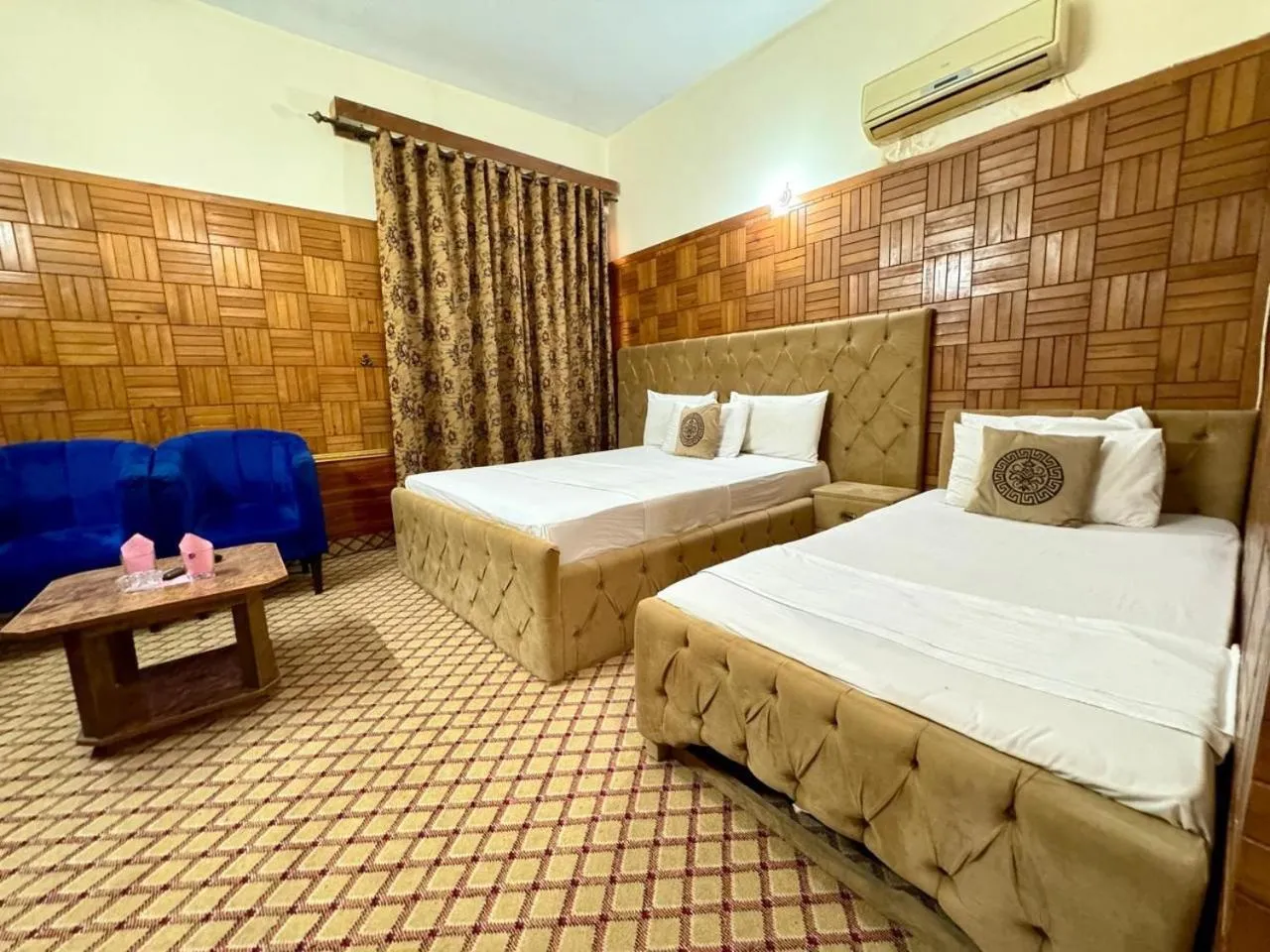 Bed in Uk Family Lodge