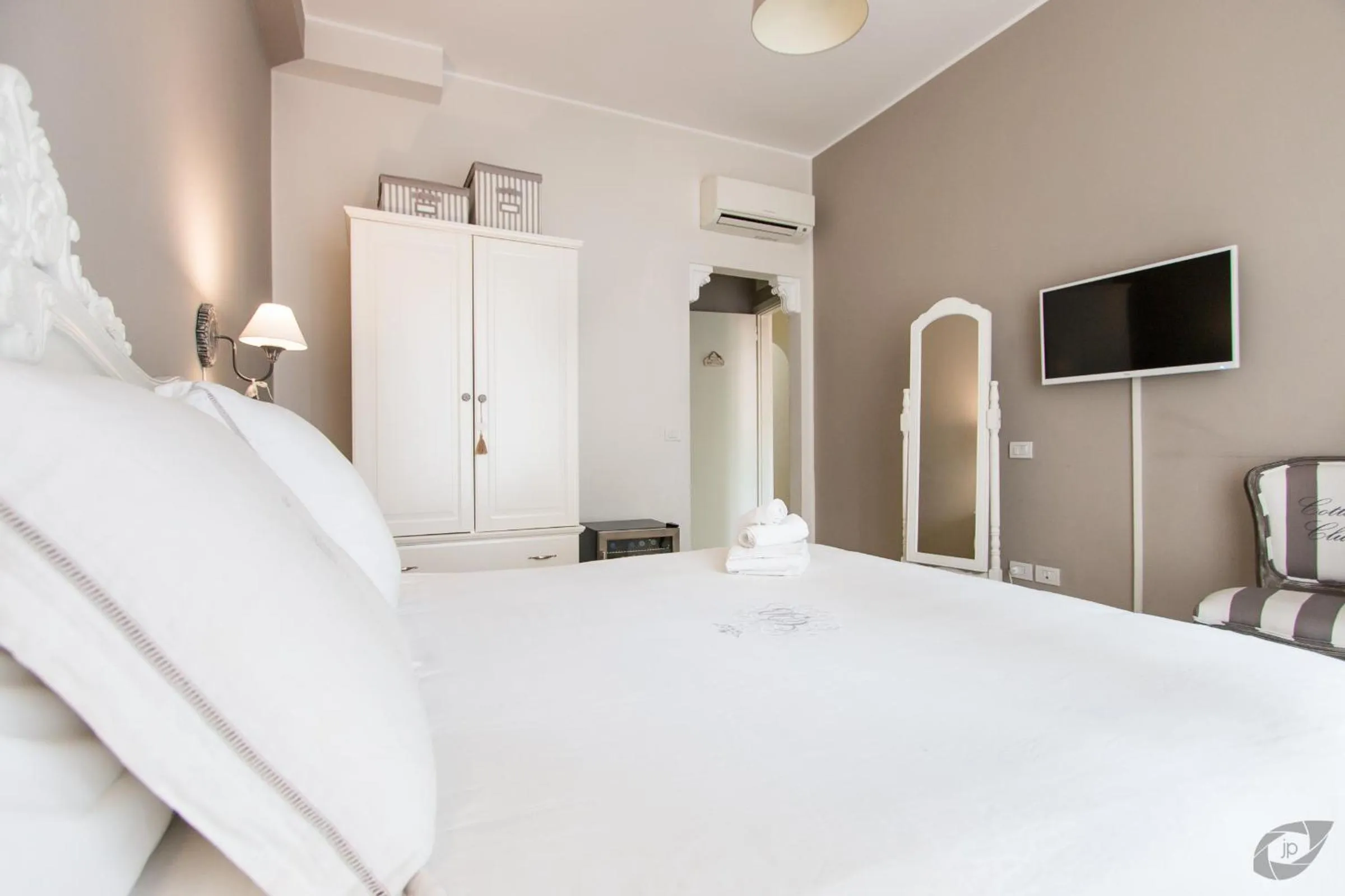 Bedroom, Bed in B&B La Sosta degli Artisti