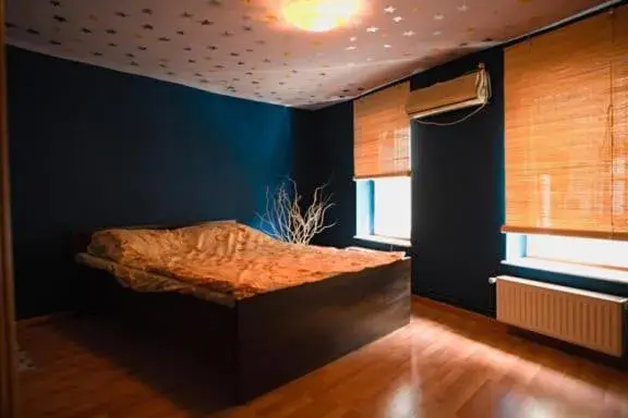 Double Room - single occupancy in FunHouse Double Room - single occupancy in FunHouse