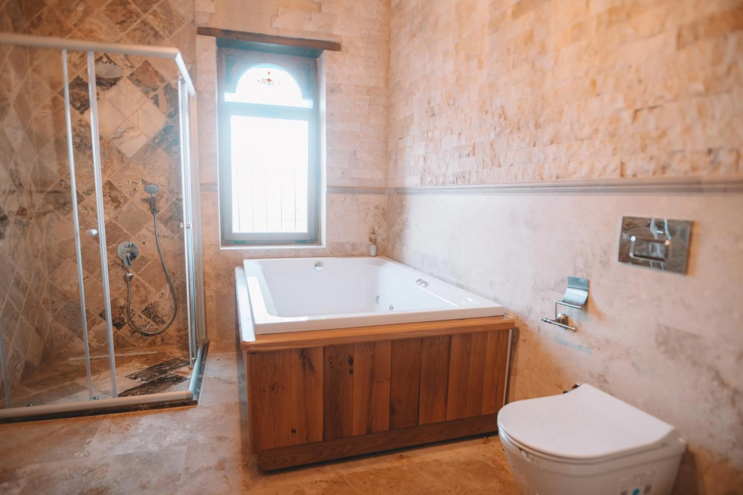 Shower in Karis Cave Cappadocia