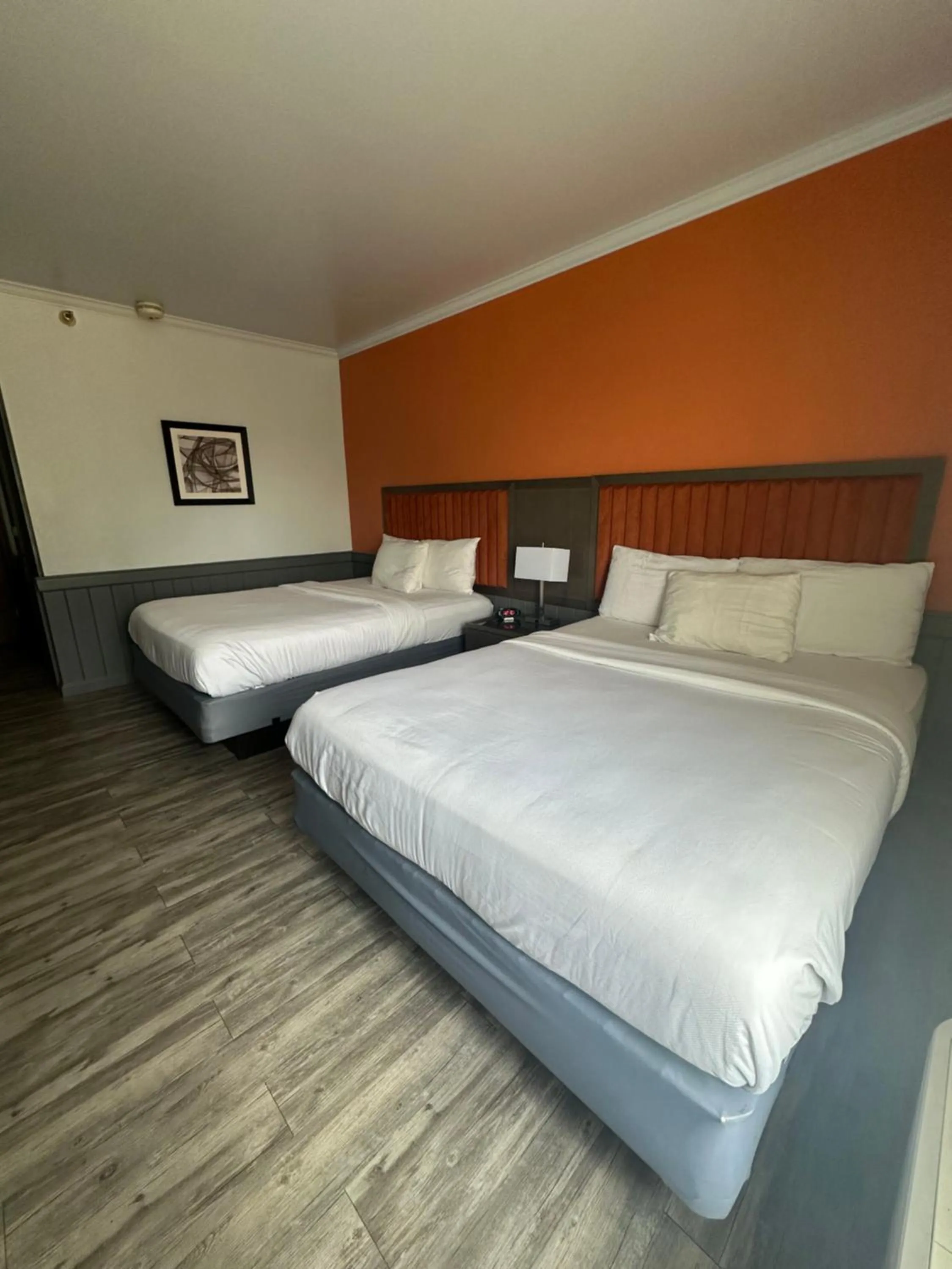 Bed in Inn at Mountainview