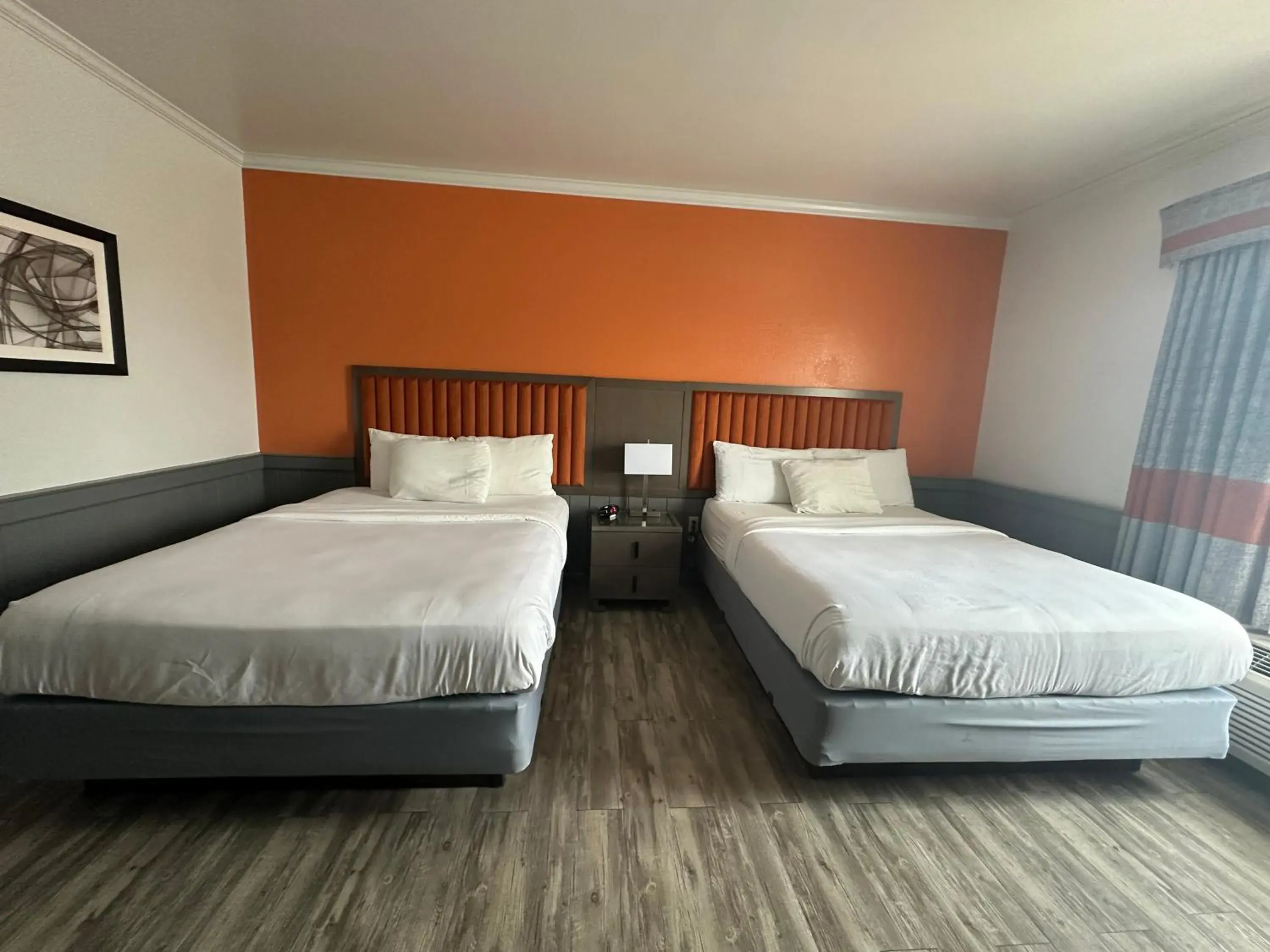 Double Queen in Inn at Mountainview Double Queen in Inn at Mountainview