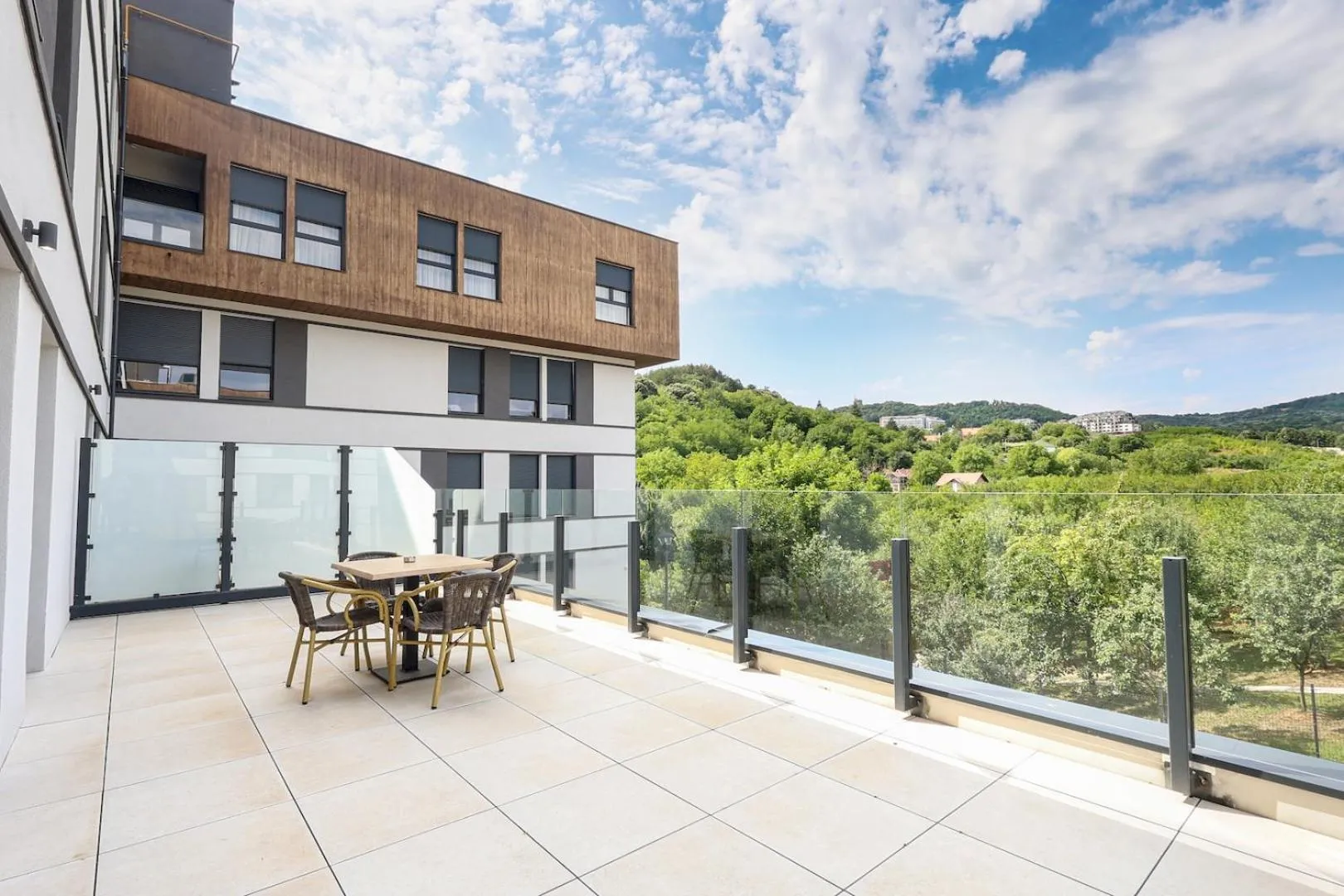 Property building in Apartmani Fruški Cvet - Fruške Terme