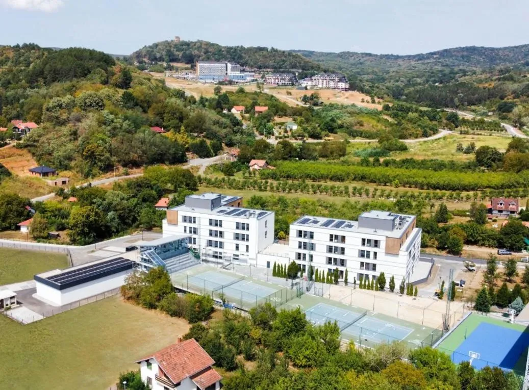Property building in Apartmani Fruški Cvet - Fruške Terme