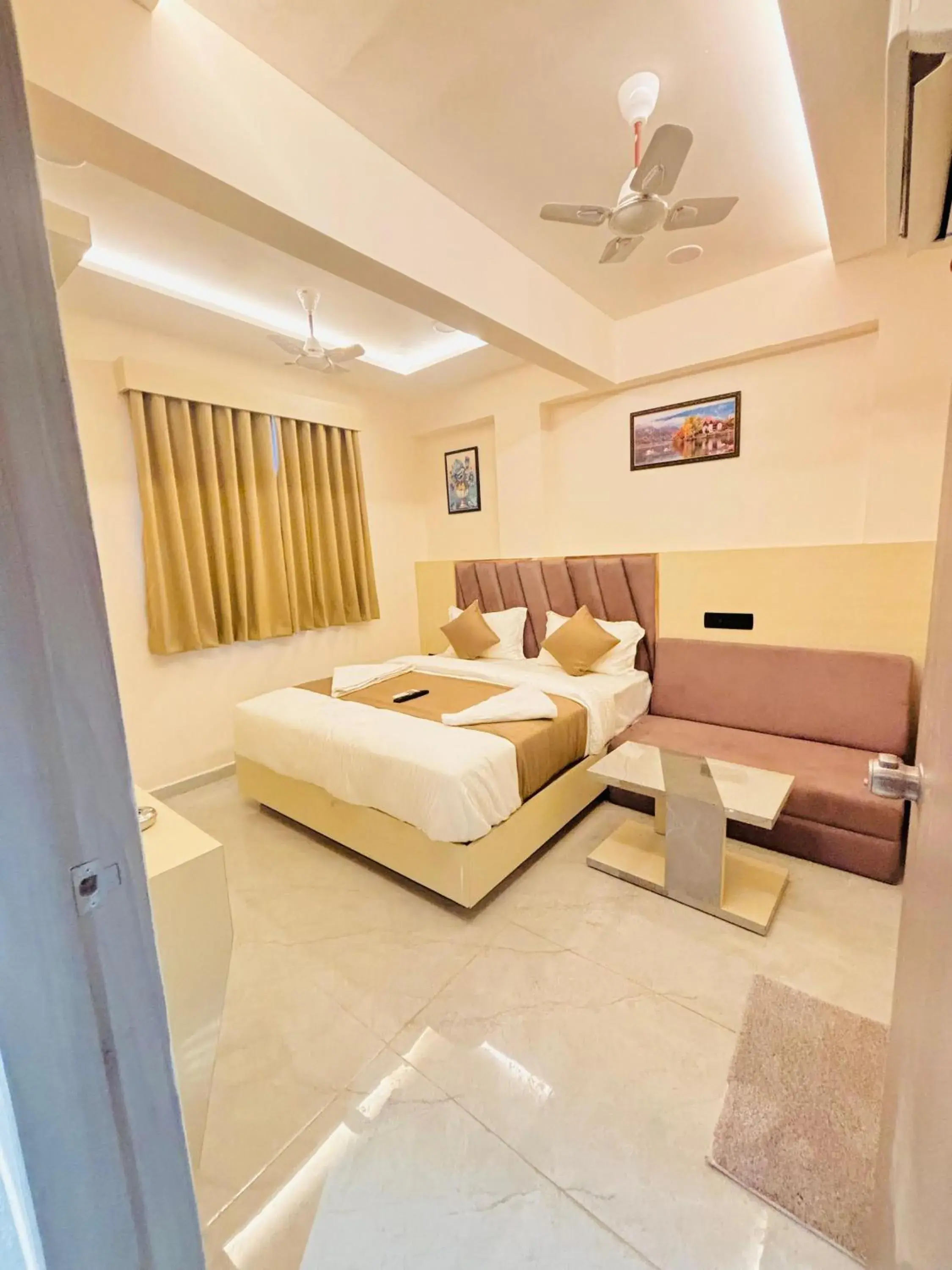 hotel hill top hotel hill top