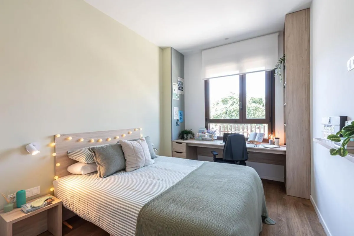 Bed in NIDO Malvarrosa Hotel - Apartamento
