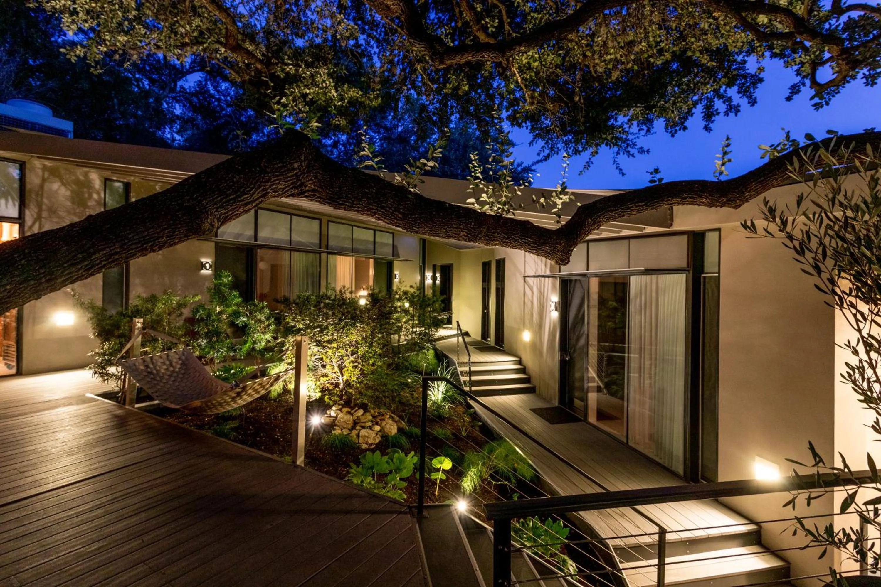 Property building in Frame Hotel - Treehouse