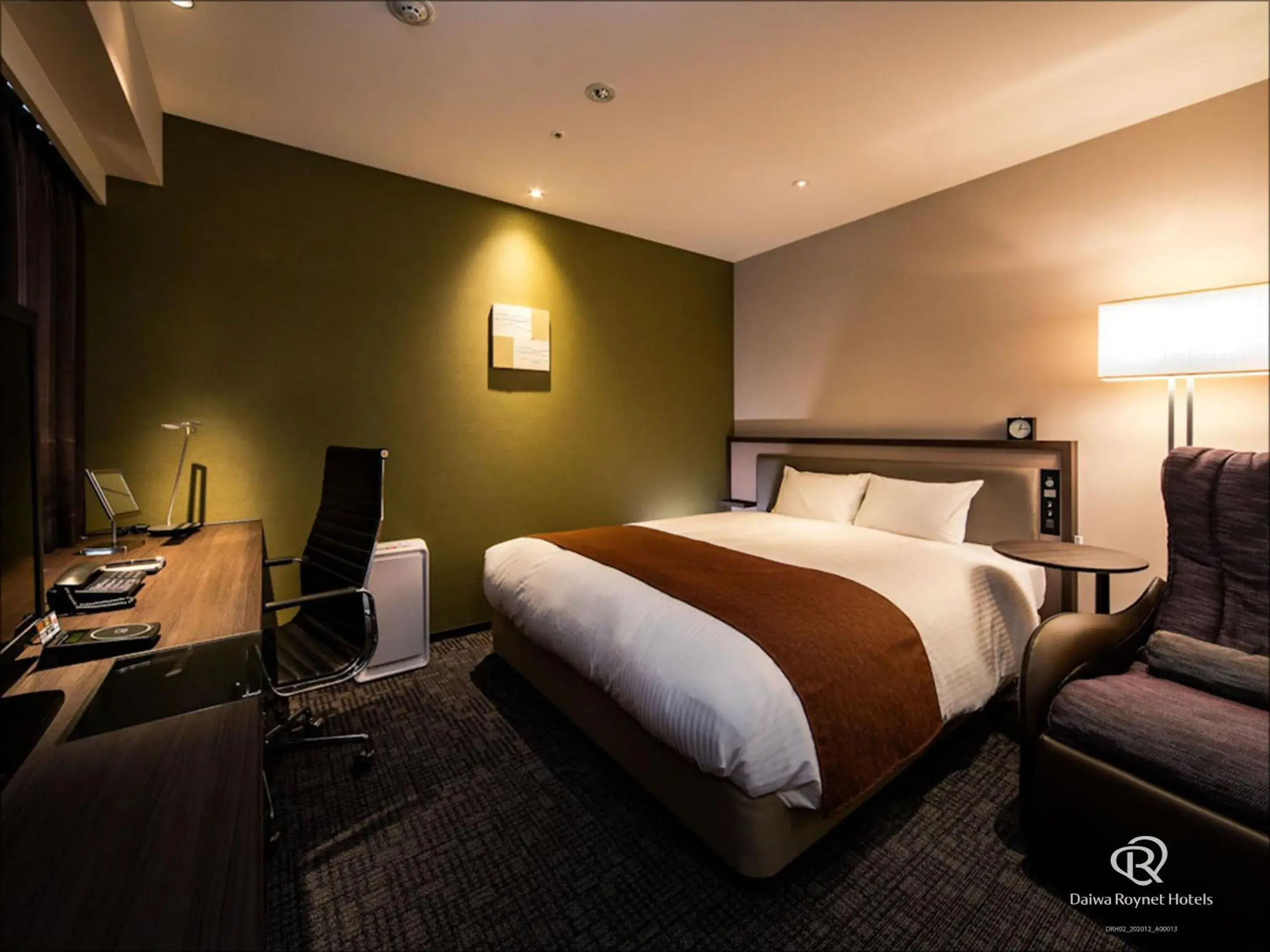 Bed in Daiwa Roynet Hotel Chiba Ekimae Bed in Daiwa Roynet Hotel Chiba Ekimae