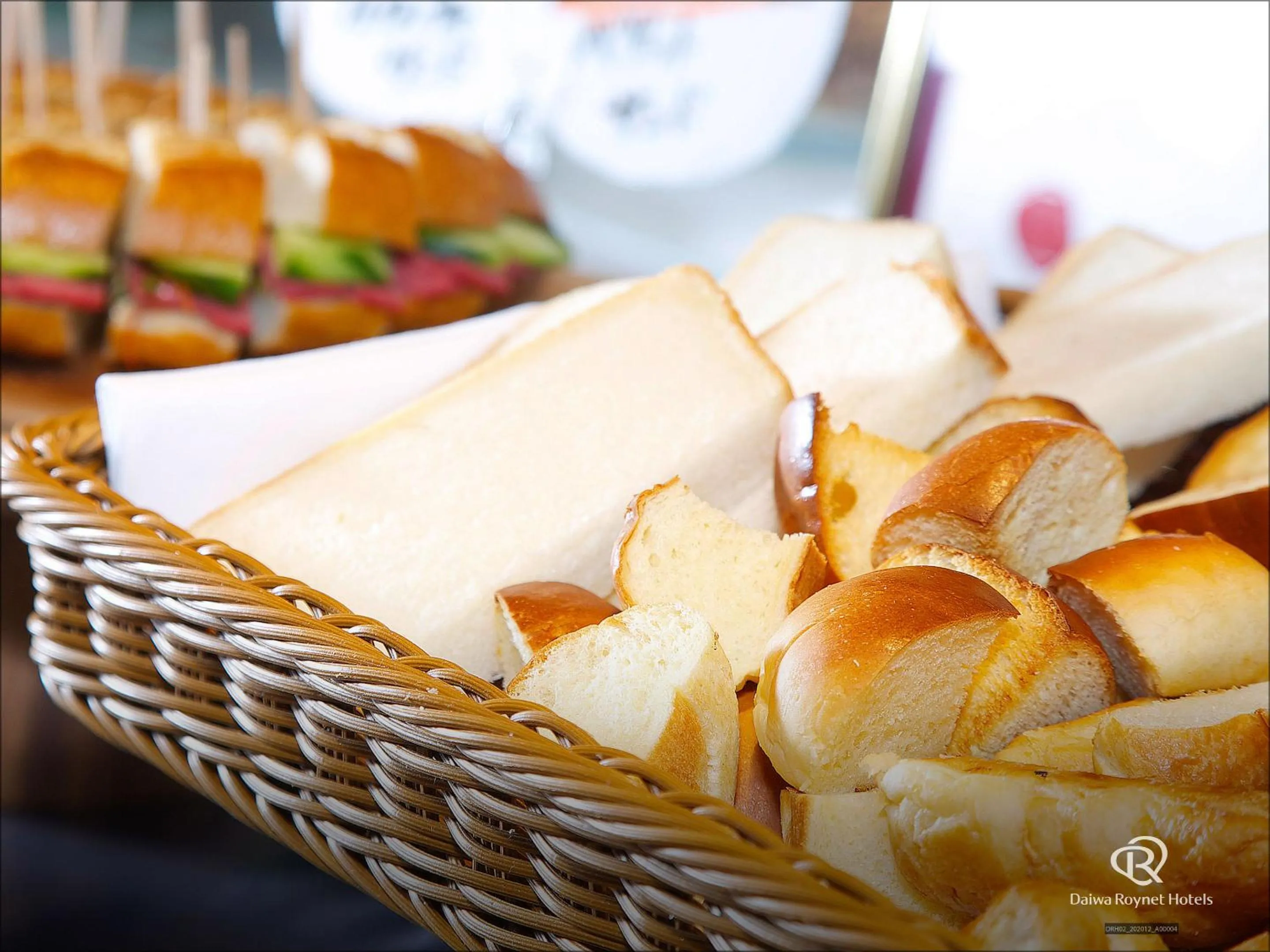 Restaurant/places to eat in Daiwa Roynet Hotel Chiba Ekimae