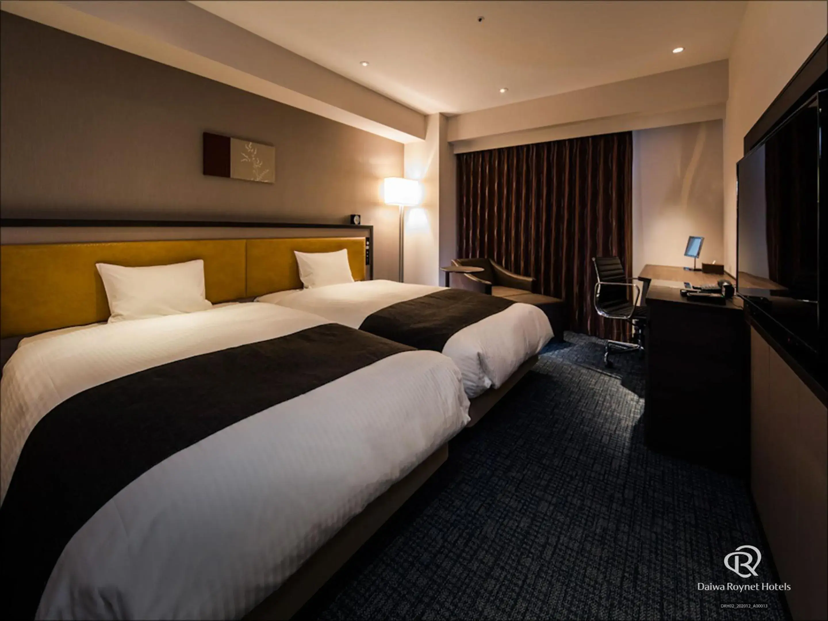 Bed in Daiwa Roynet Hotel Chiba Ekimae Bed in Daiwa Roynet Hotel Chiba Ekimae