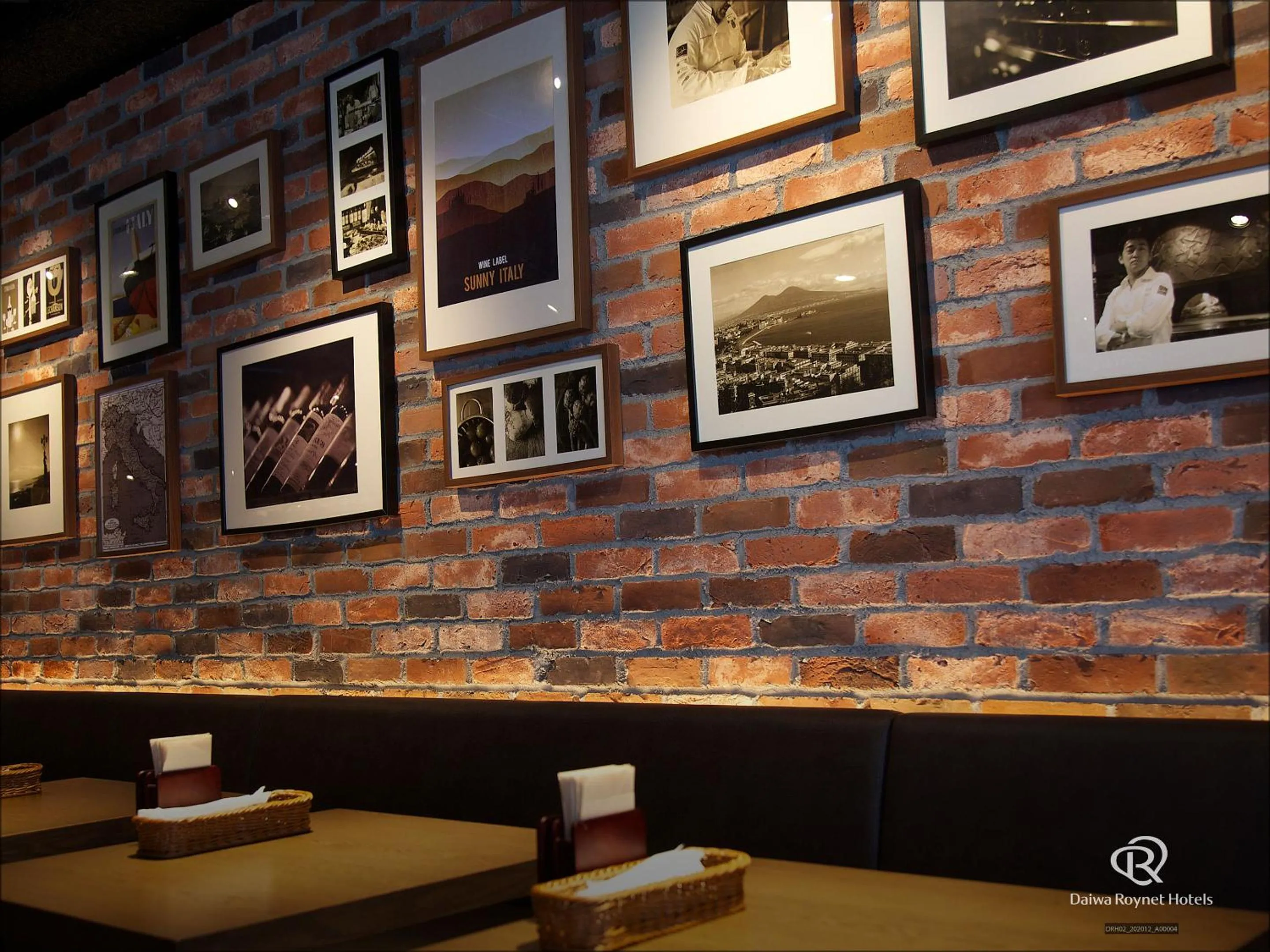 Restaurant/places to eat in Daiwa Roynet Hotel Chiba Ekimae