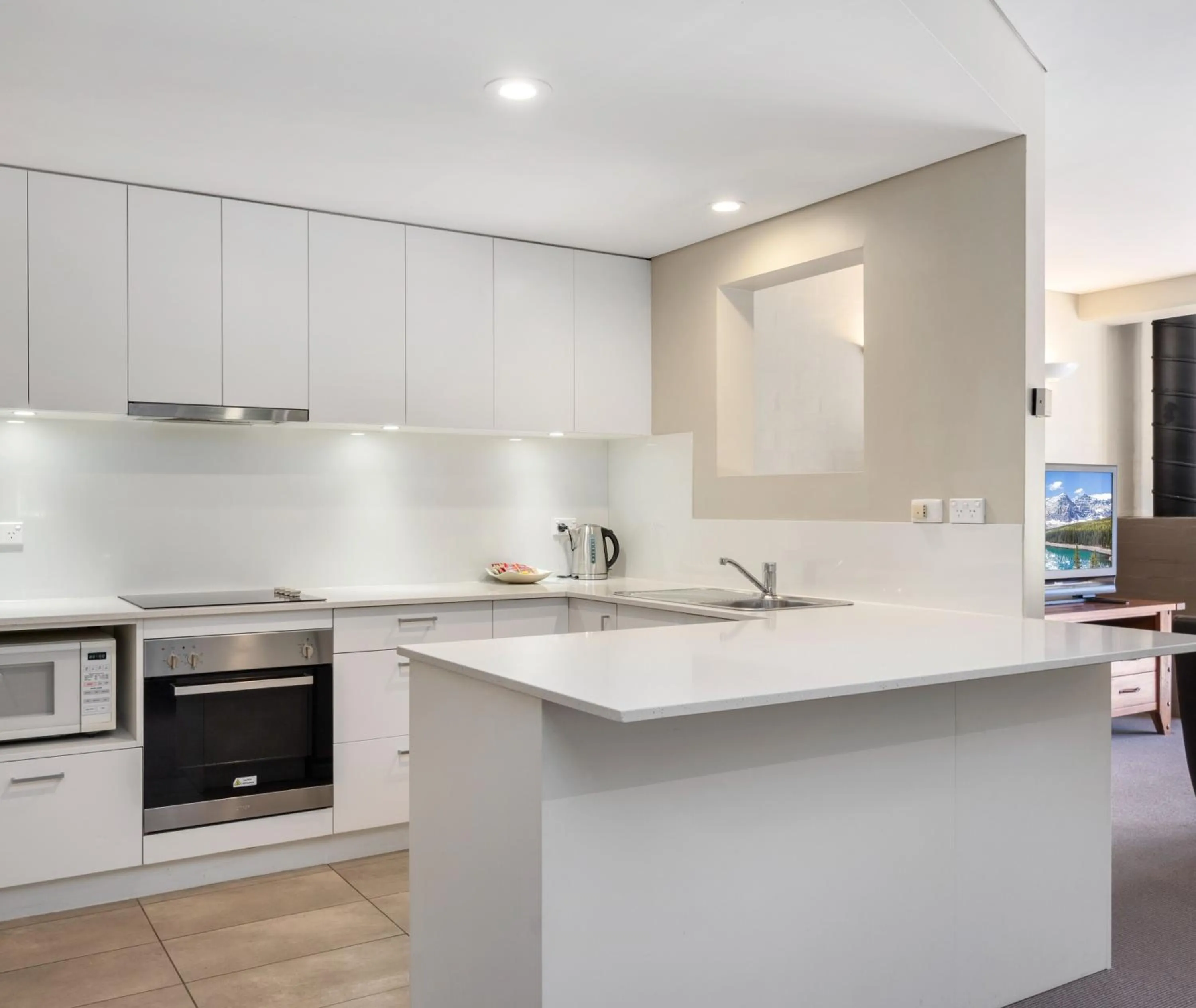 Kitchen or kitchenette in Oaks Lake Crackenback Resort