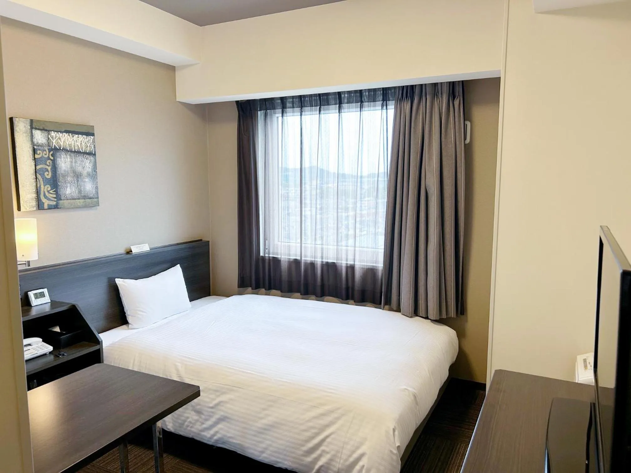 Photo of the whole room, Bed in Hotel Route Inn Isehara Ooyama Inter -Kokudo 246 Gou-